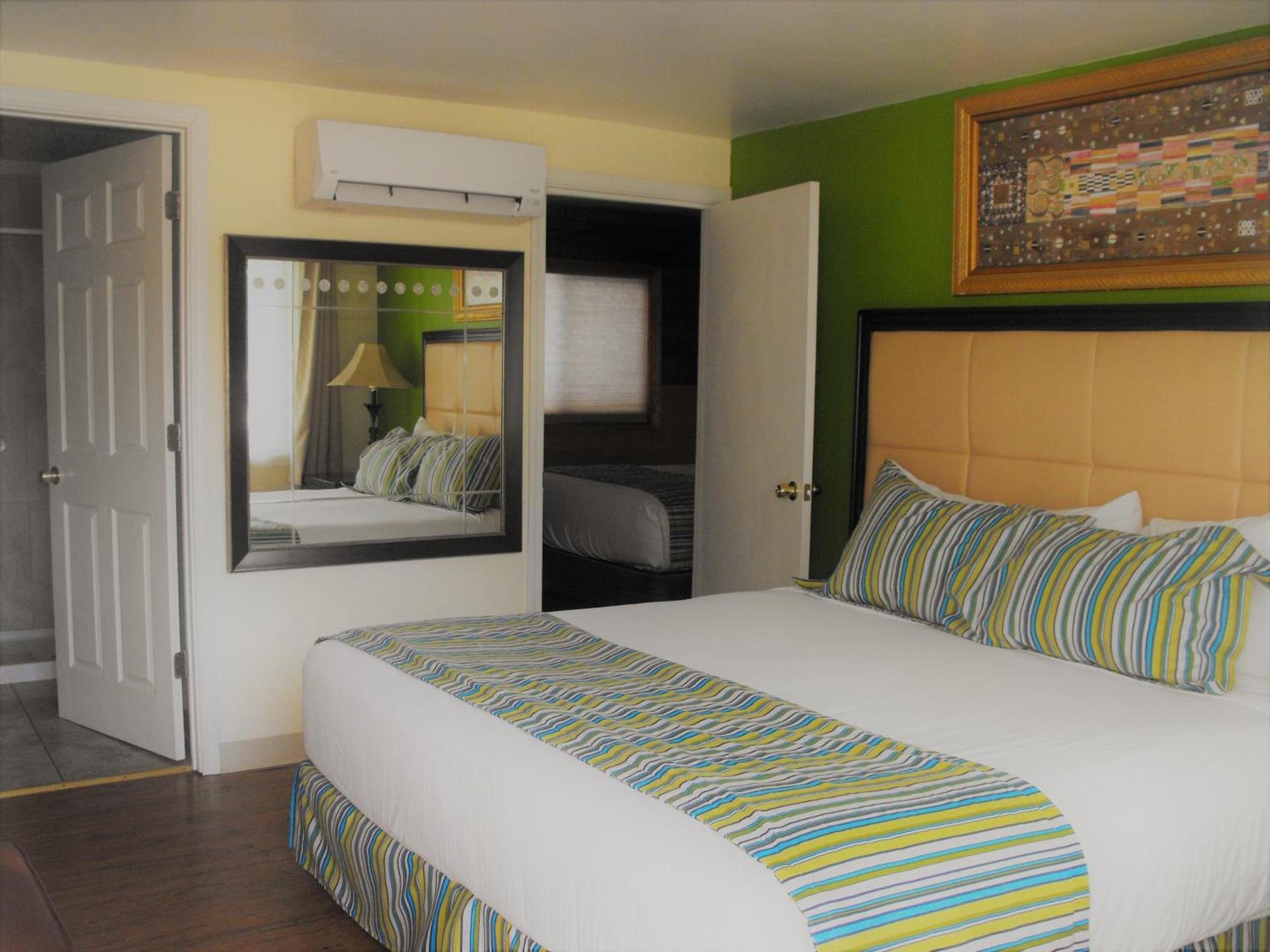 Eagle Crater Lake Inn photo 6