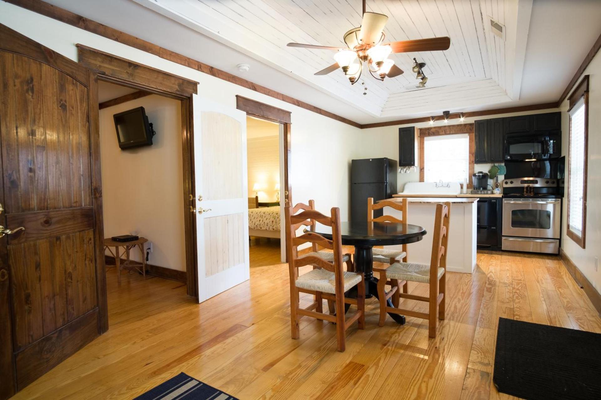 Swamp Rabbit Inn Travelers Rest photo 45