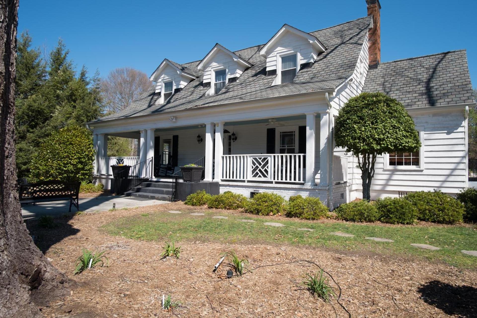 Swamp Rabbit Inn Travelers Rest photo 49