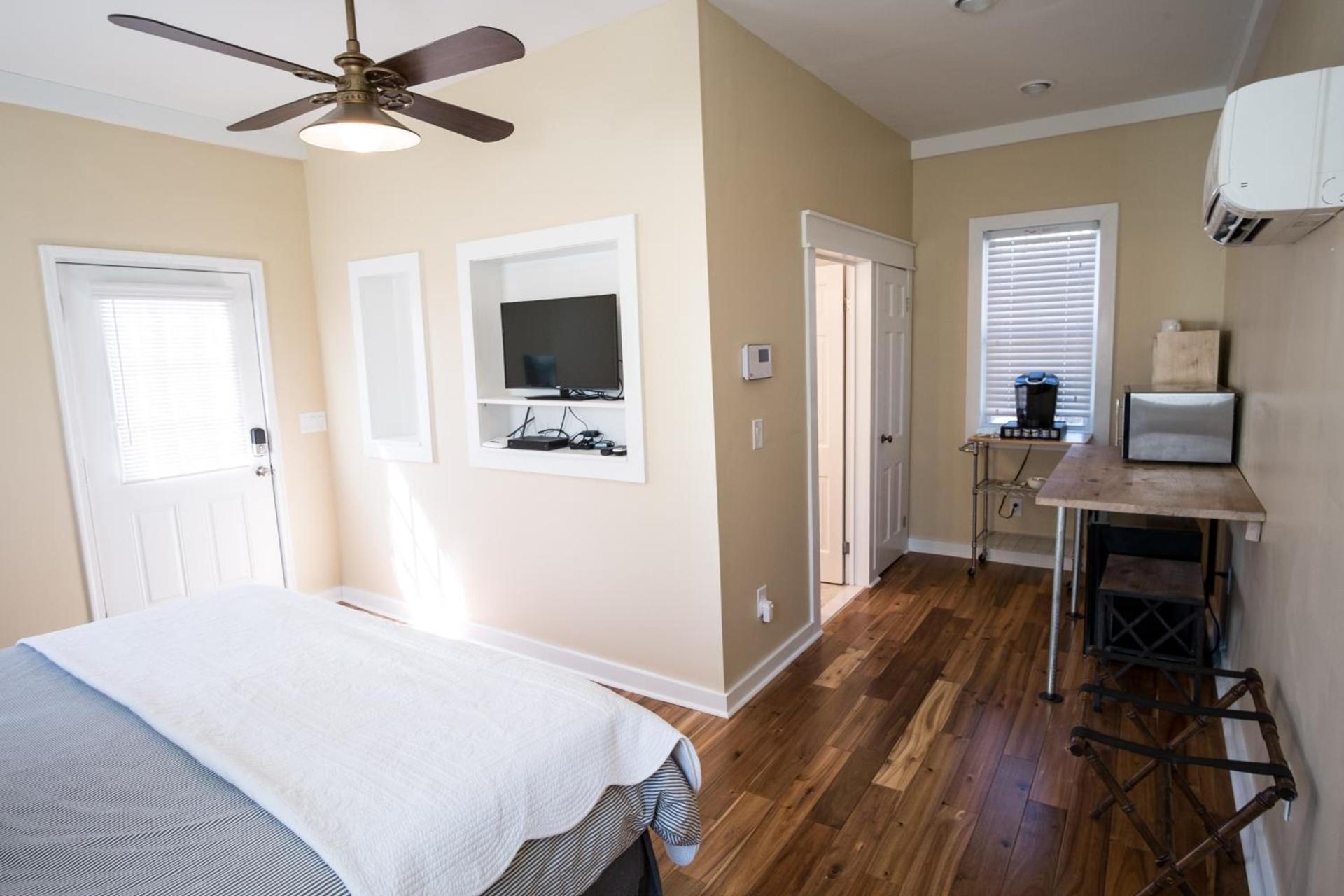 Swamp Rabbit Inn Travelers Rest photo 14