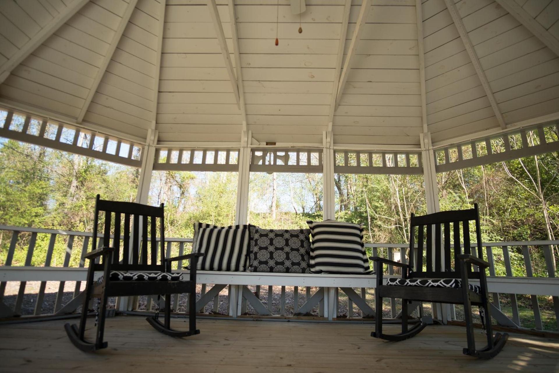 Swamp Rabbit Inn Travelers Rest photo 54