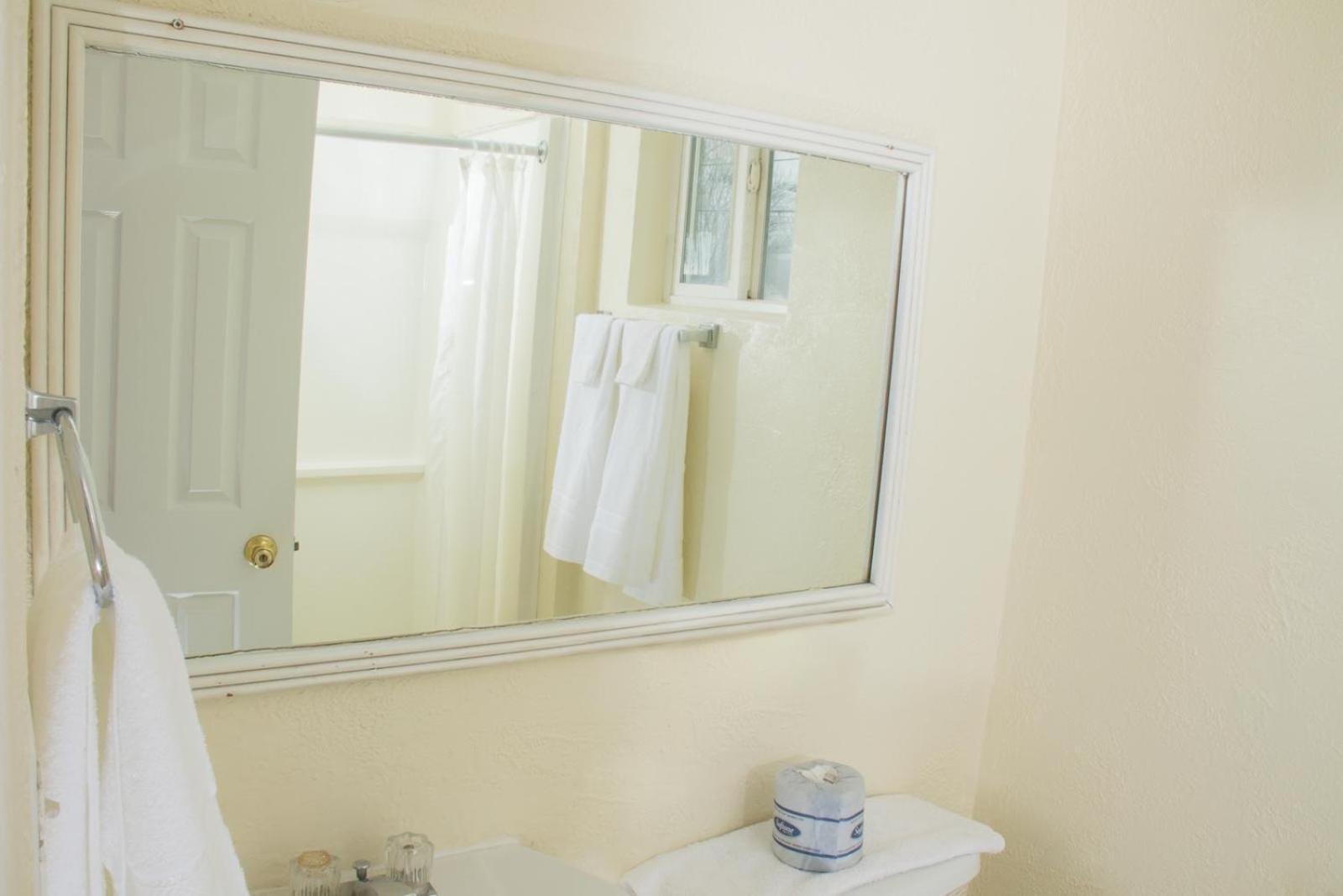 Budget Inn photo 30