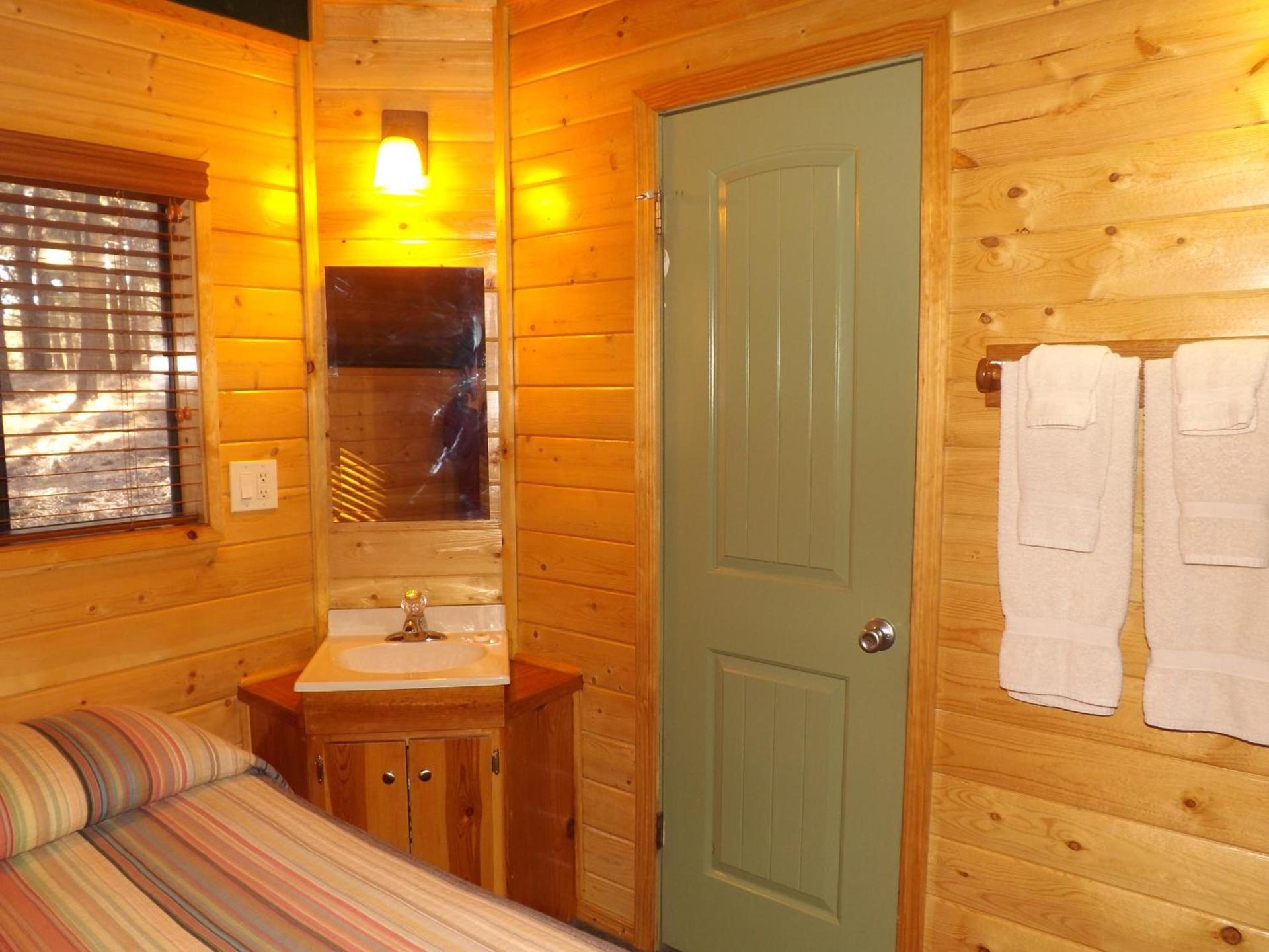 Arizona Mountain Inn & Cabins photo 38