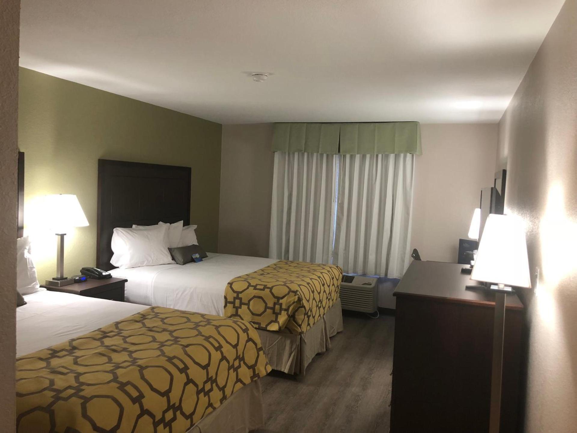 Baymont by Wyndham Phoenix I-10 near 51st Ave photo 46