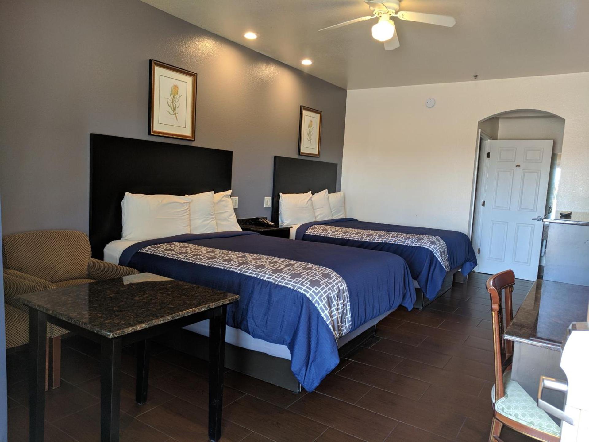 Americas Best Value Inn - Brownsville photo 29
