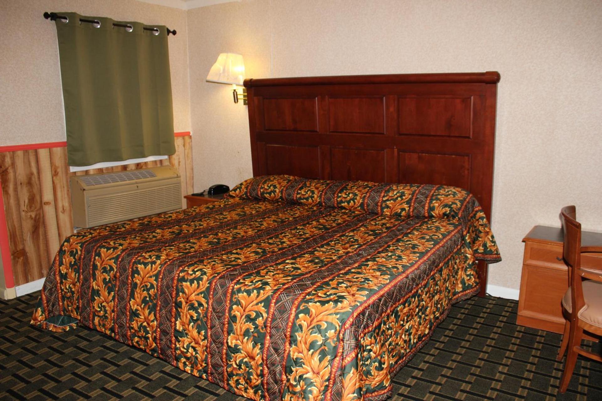 Driftwood Inn photo 6