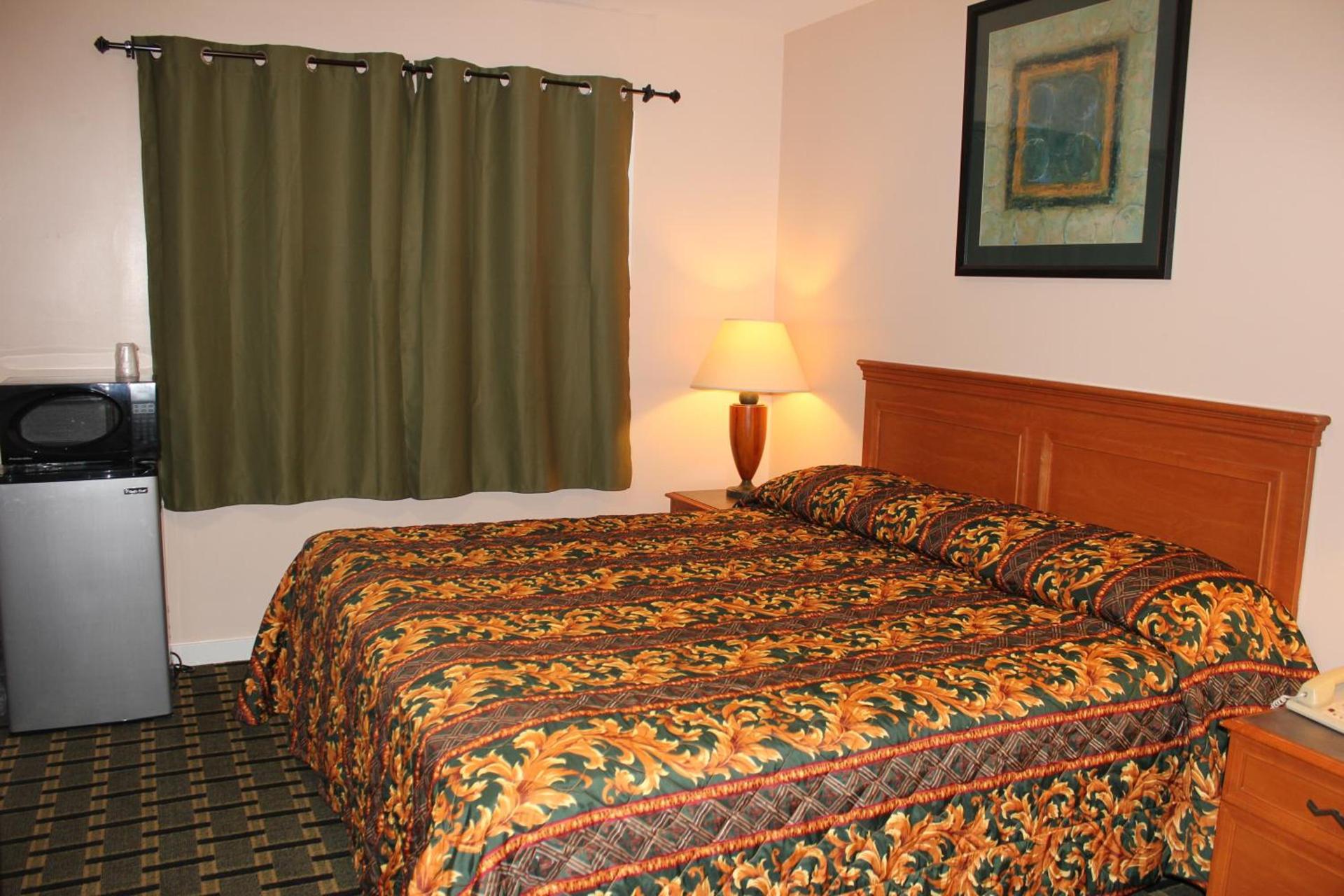 Driftwood Inn photo 14