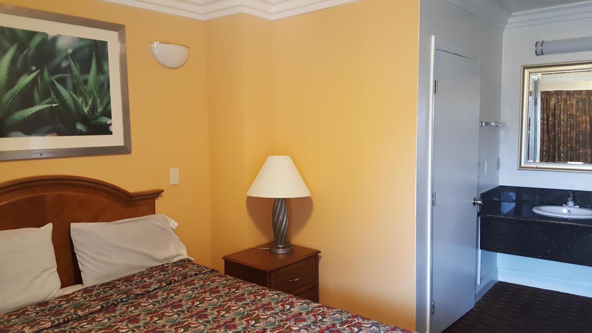 Flamingo Inn Long Beach photo 44