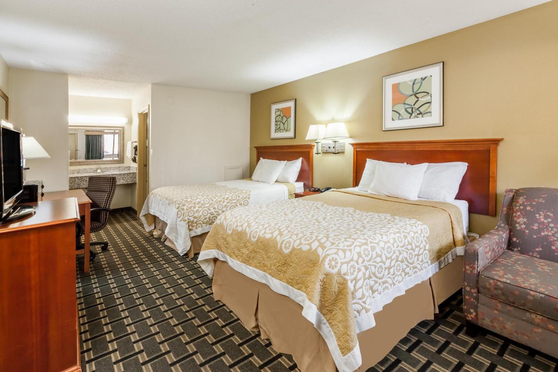 Days Inn by Wyndham Kent - Akron photo 17
