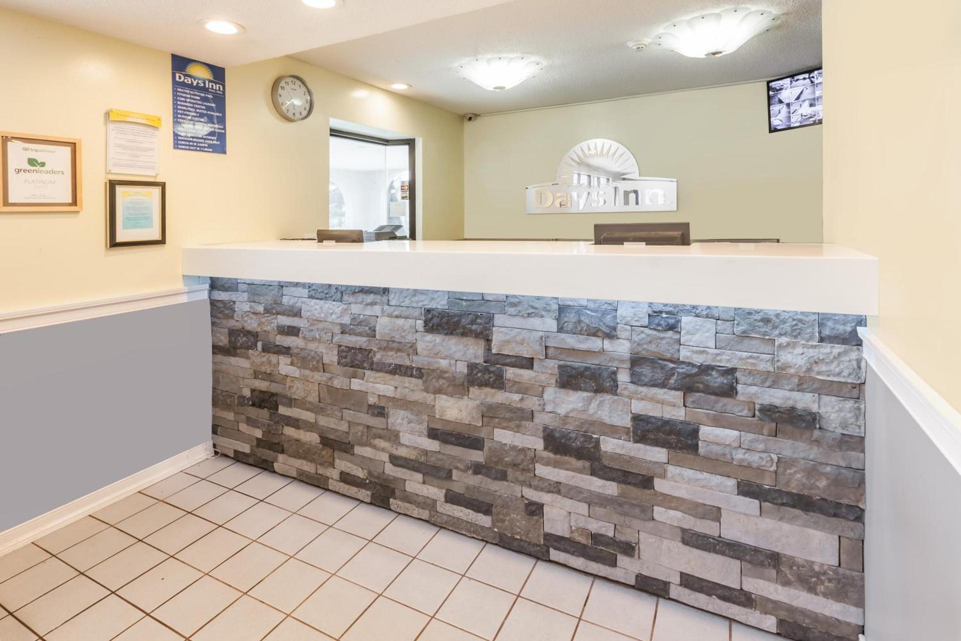 Days Inn by Wyndham Kent - Akron photo 24