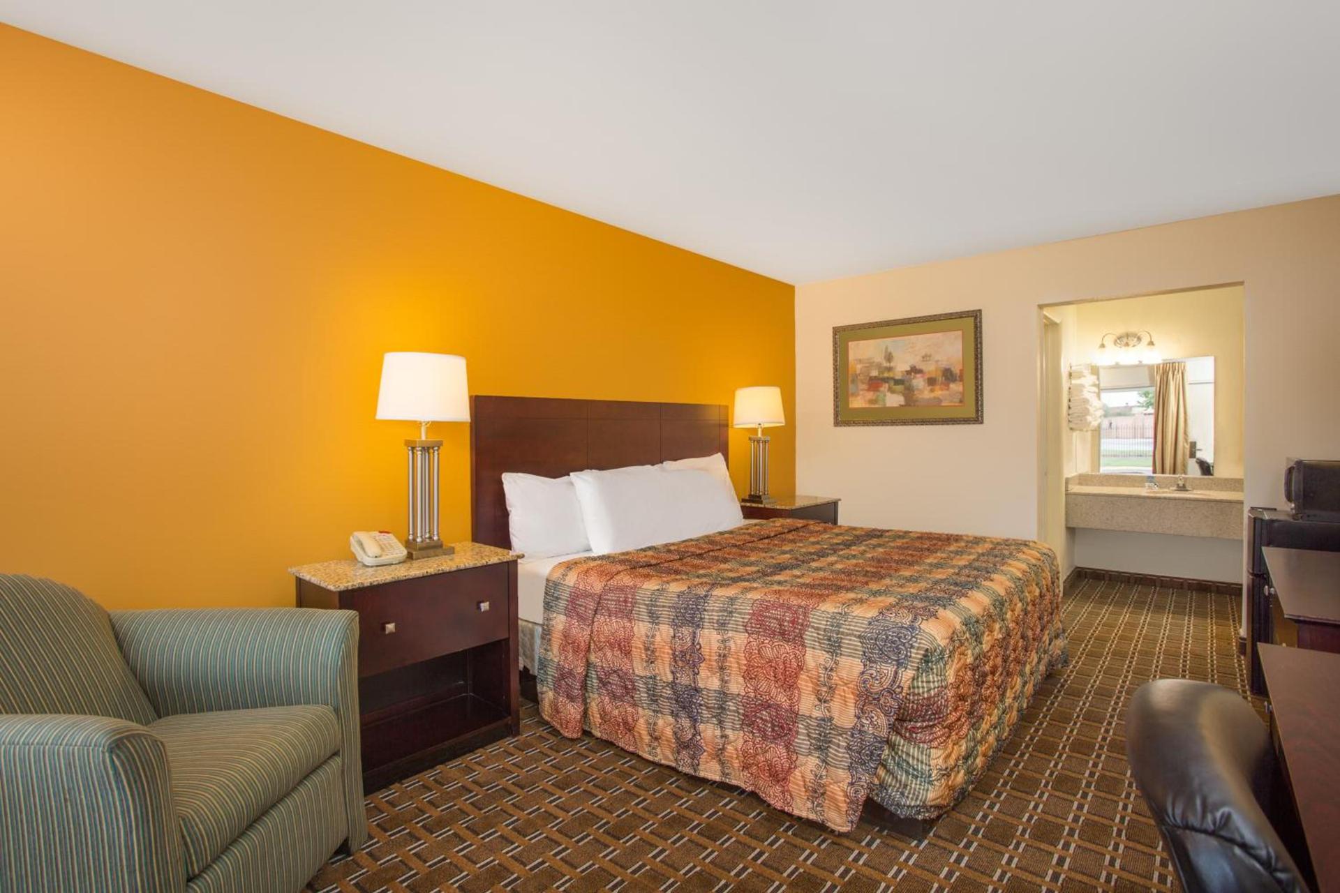 Days Inn by Wyndham Chester photo 23