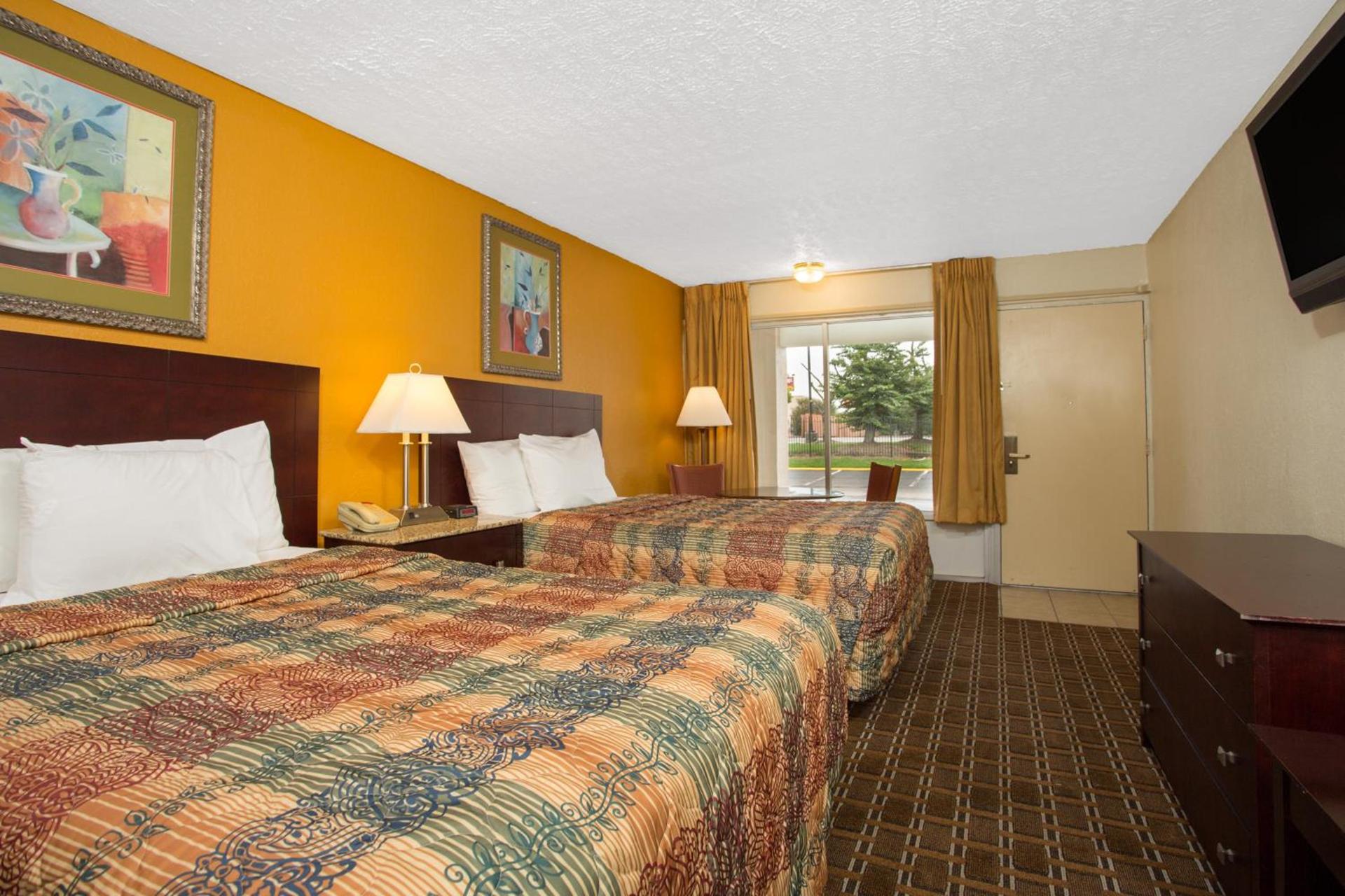 Days Inn by Wyndham Chester photo 22