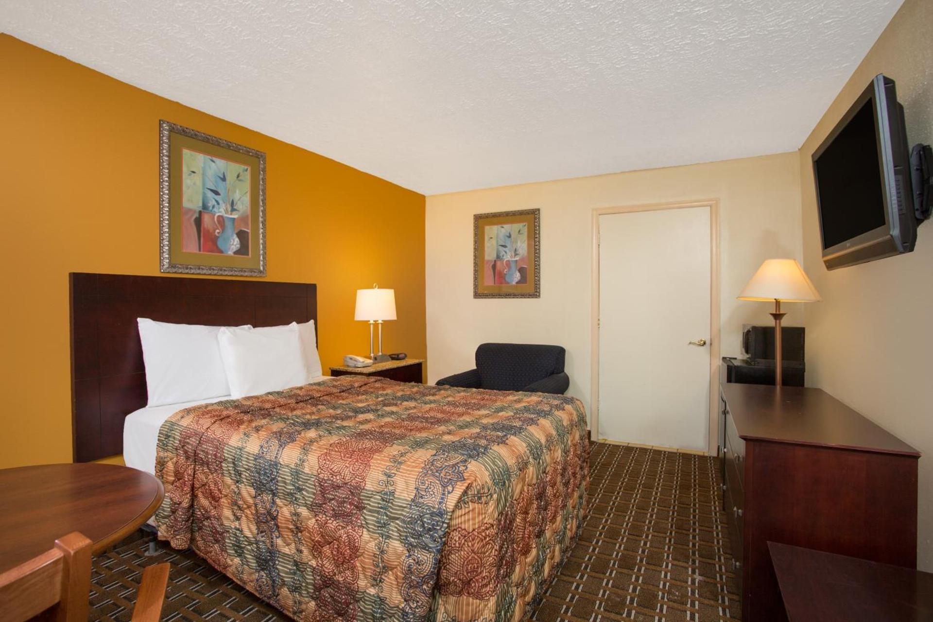 Days Inn by Wyndham Chester photo 20