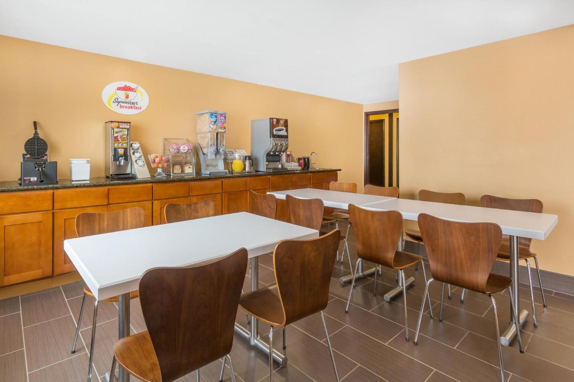 Super 8 by Wyndham Diamondville Kemmerer photo 24