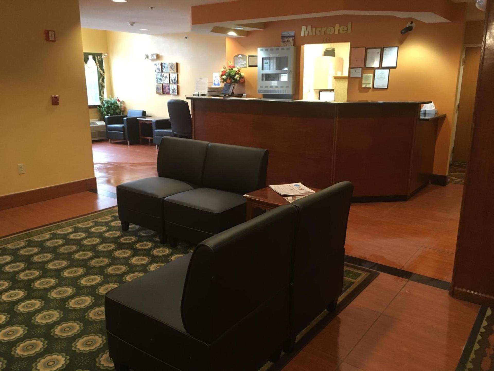 Microtel Inn by Wyndham - Albany Airport photo 21