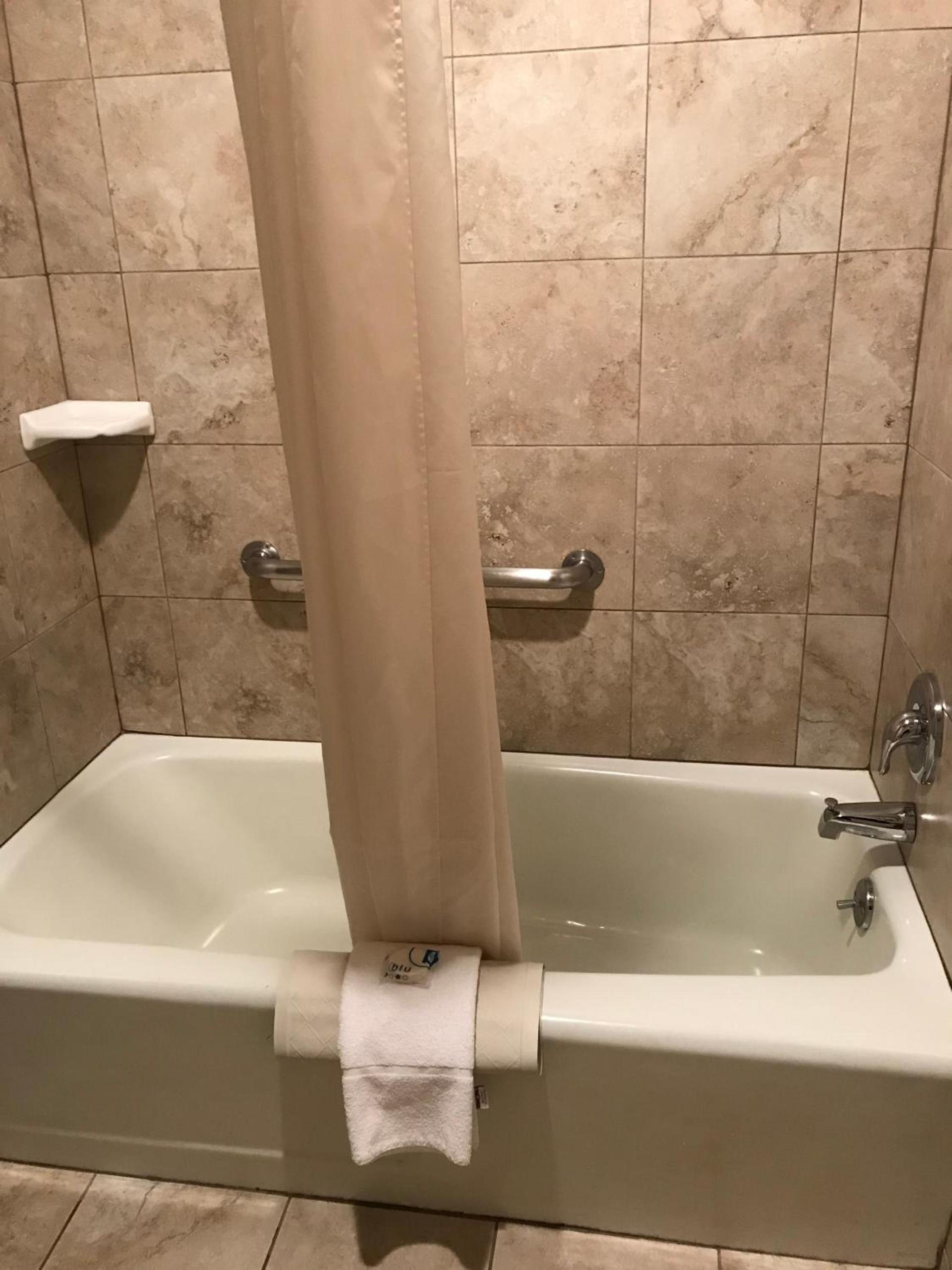 Best Western Lakewood- Historic Landmark photo 45