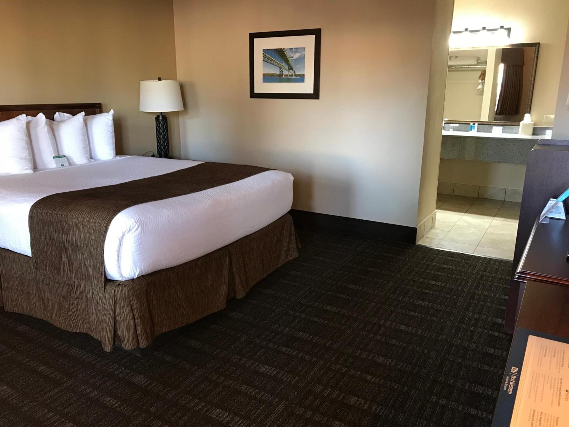 Best Western Lakewood- Historic Landmark photo 65