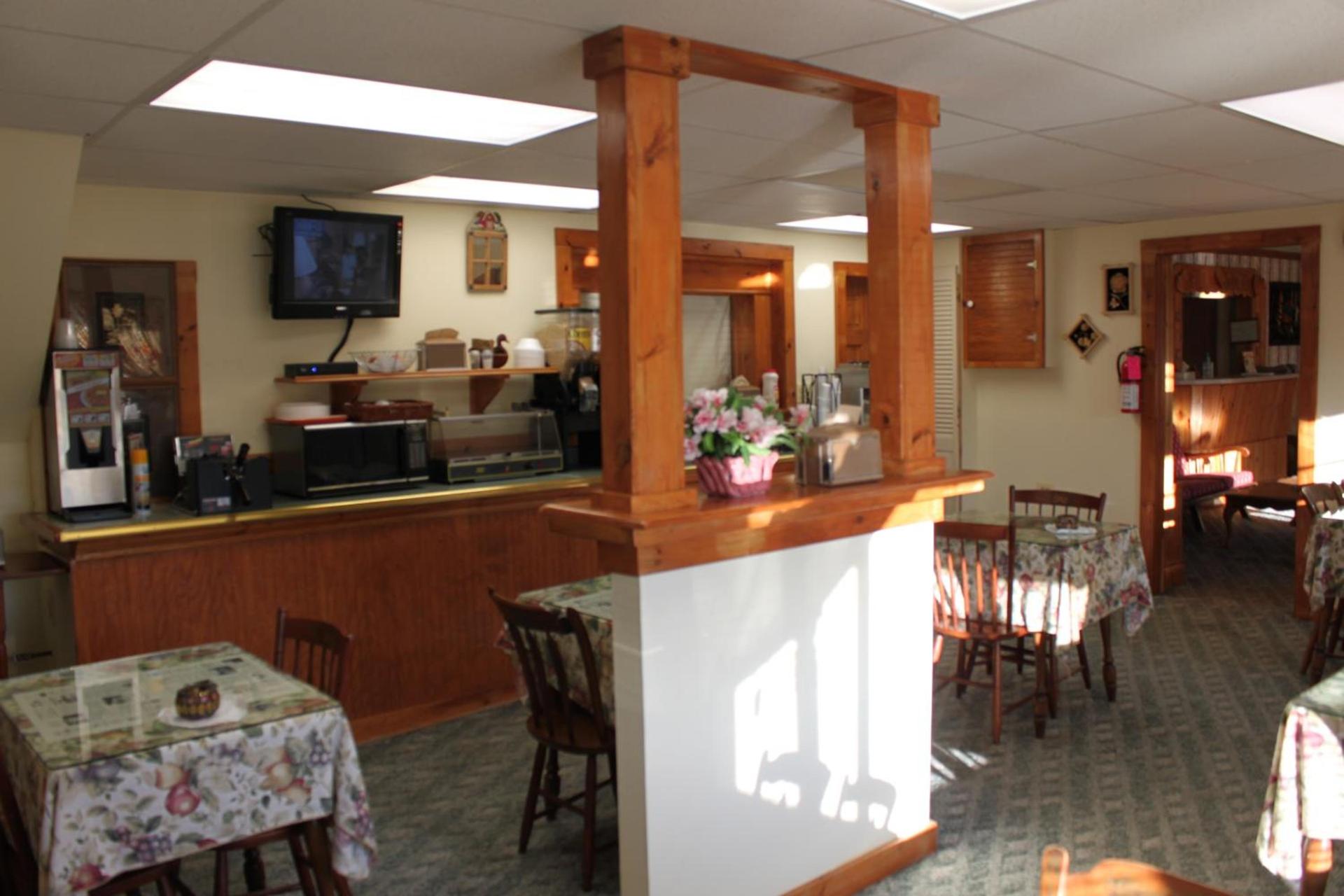 Four Winds Country Motel photo 51