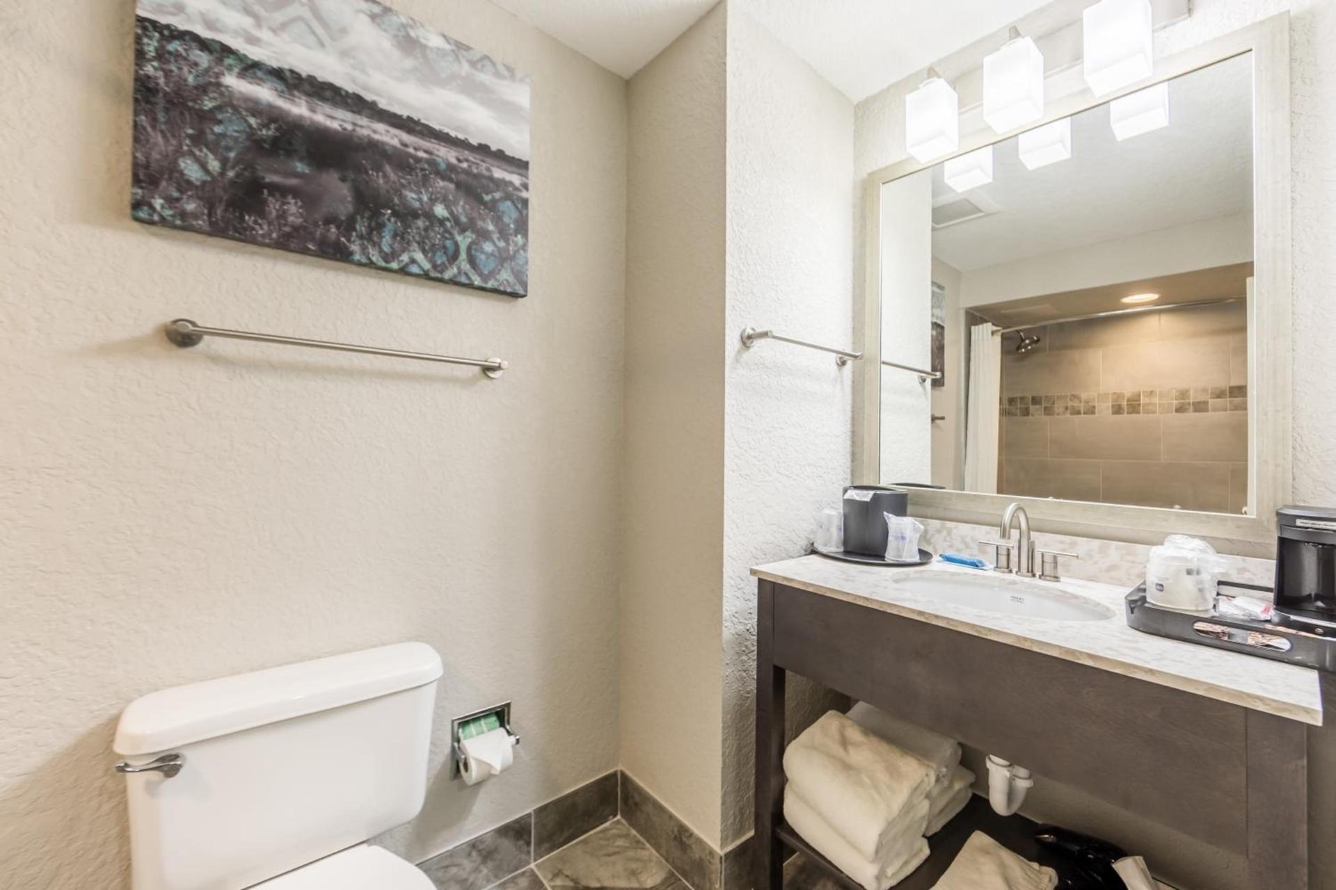Best Western Plus Sebastian Hotel & Suites photo 93