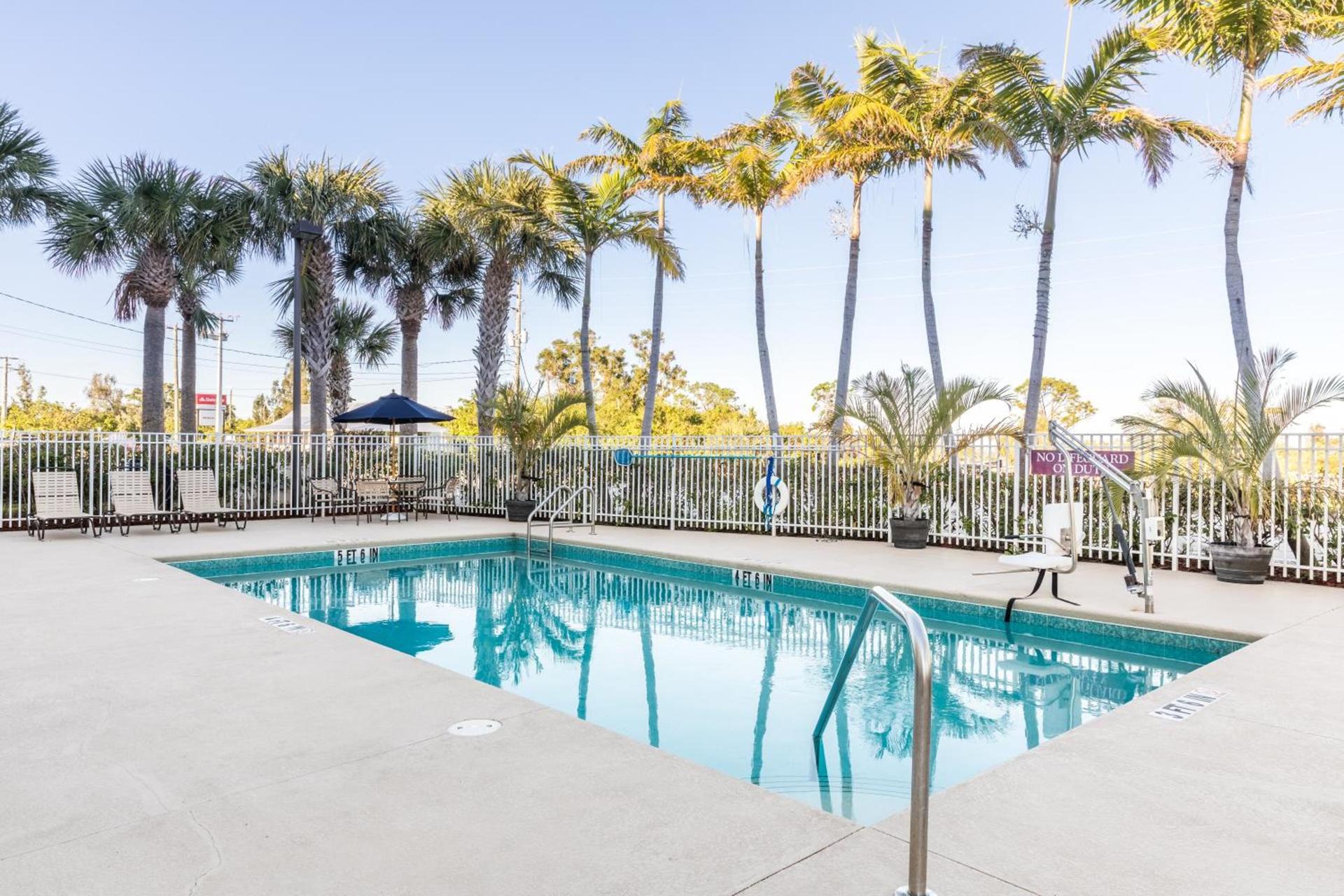 Best Western Plus Sebastian Hotel & Suites photo 86