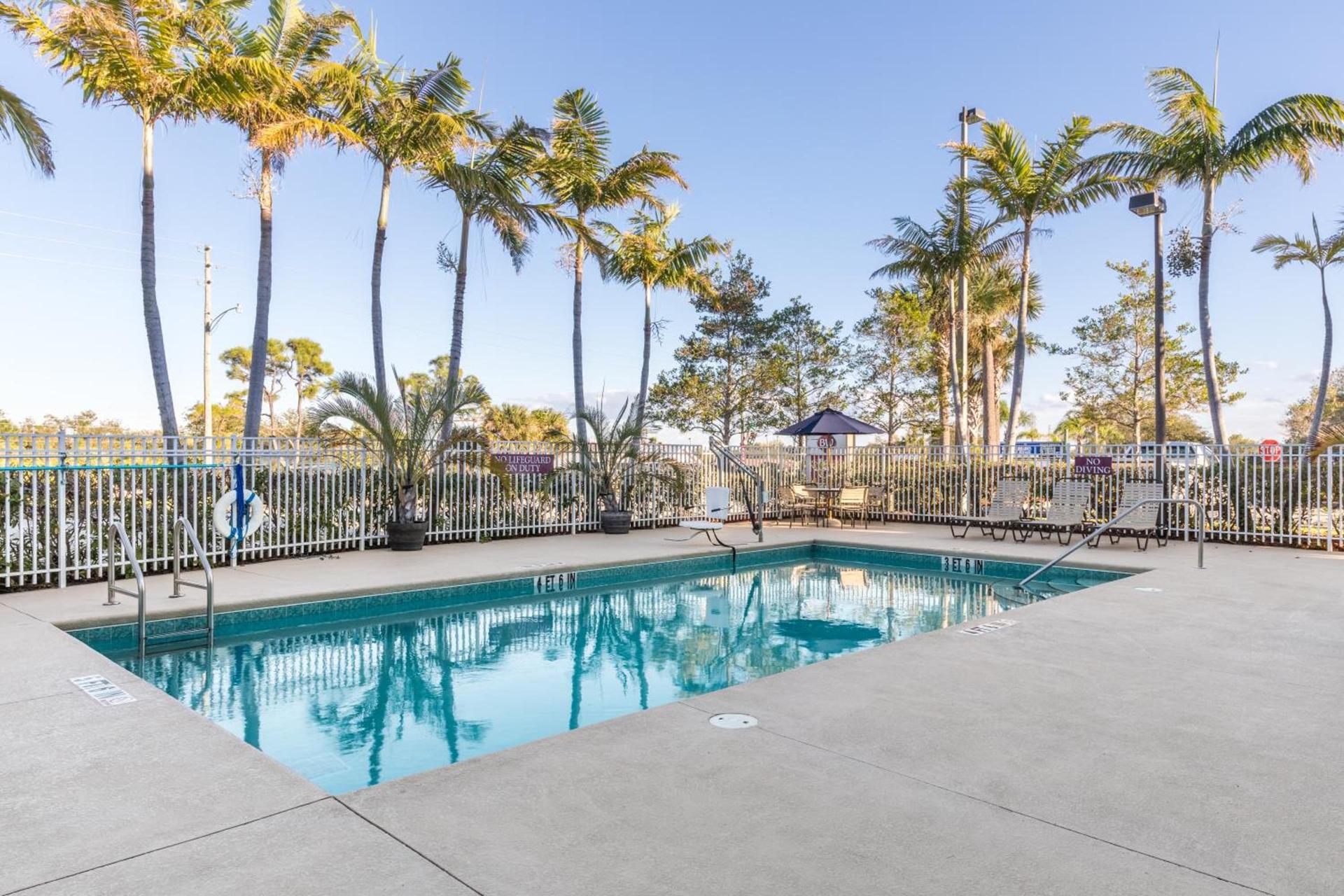 Best Western Plus Sebastian Hotel & Suites photo 83