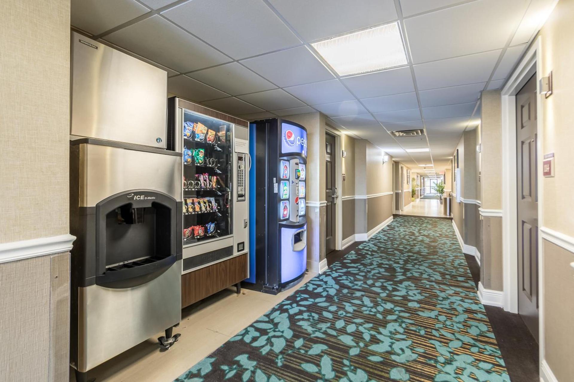 Best Western Plus Sebastian Hotel & Suites photo 77