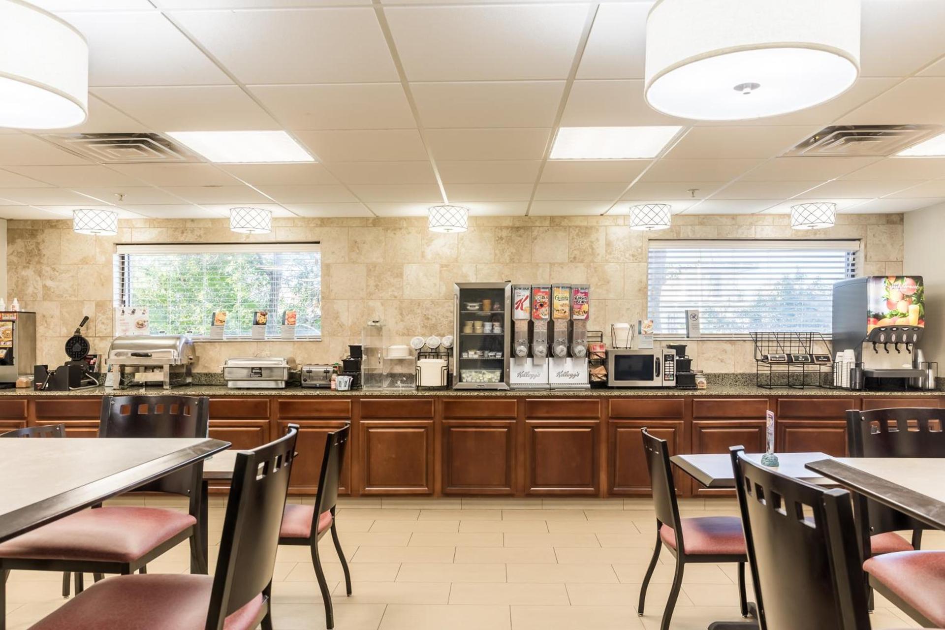 Best Western Plus Sebastian Hotel & Suites photo 73