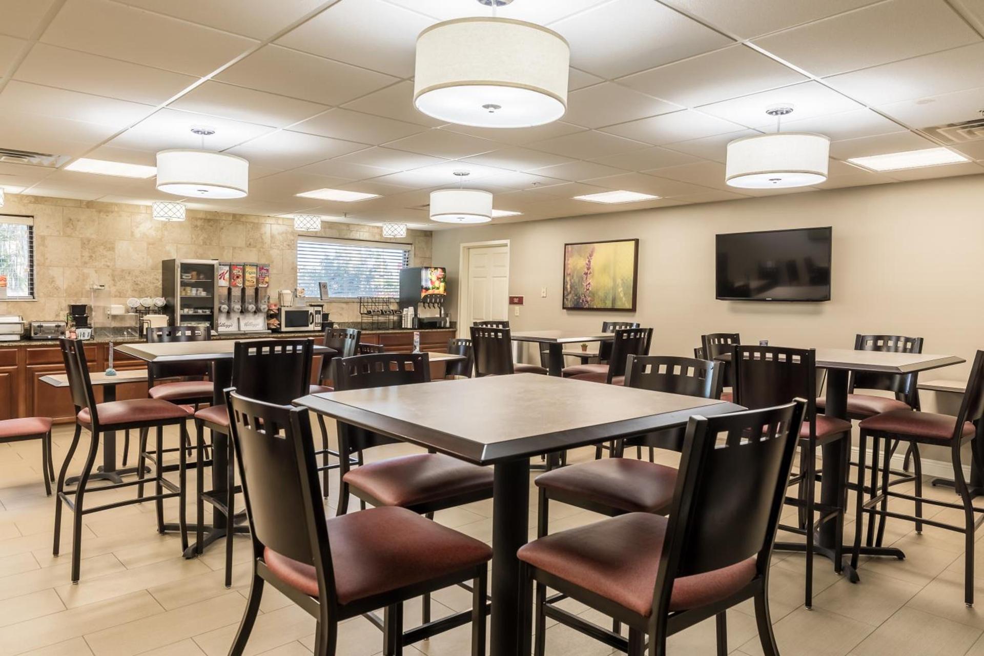 Best Western Plus Sebastian Hotel & Suites photo 70