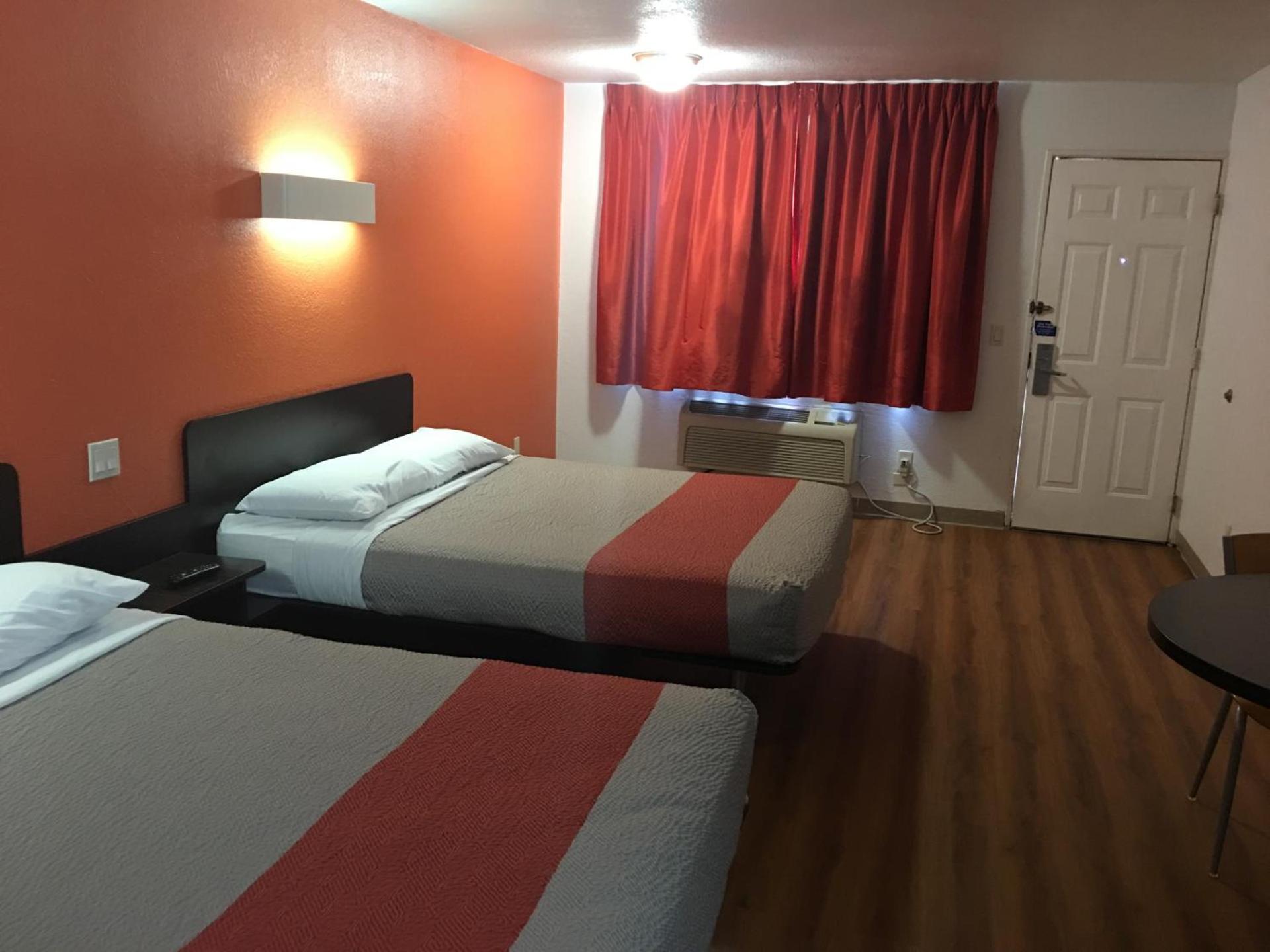 Americas Best Value Inn Apache Junction photo 28
