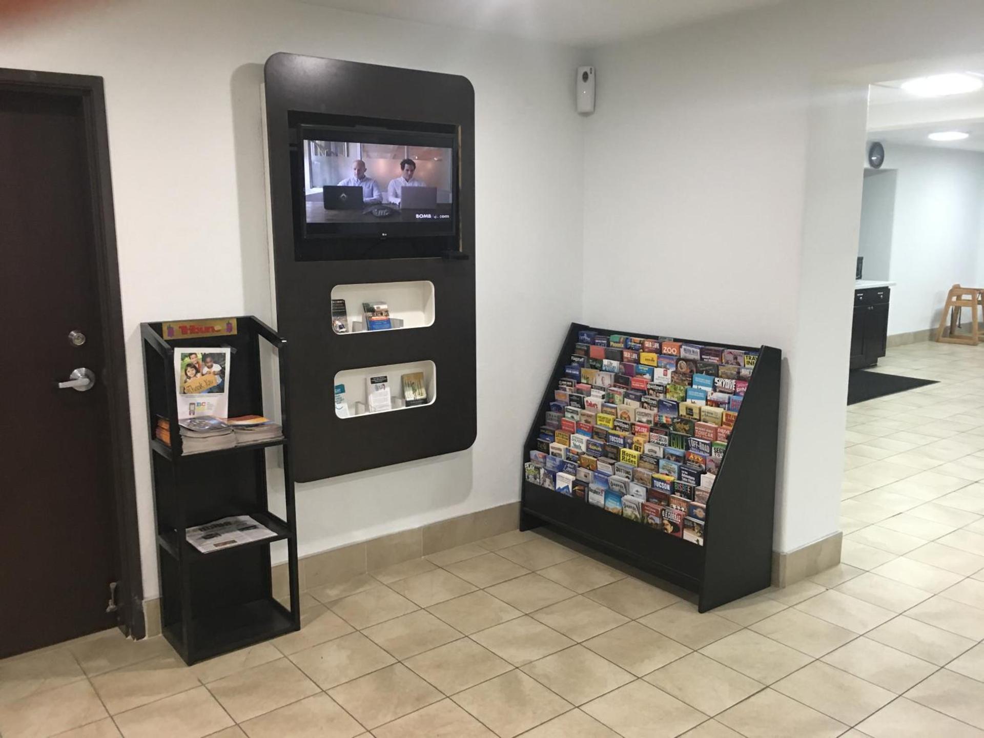 Americas Best Value Inn Apache Junction photo 30