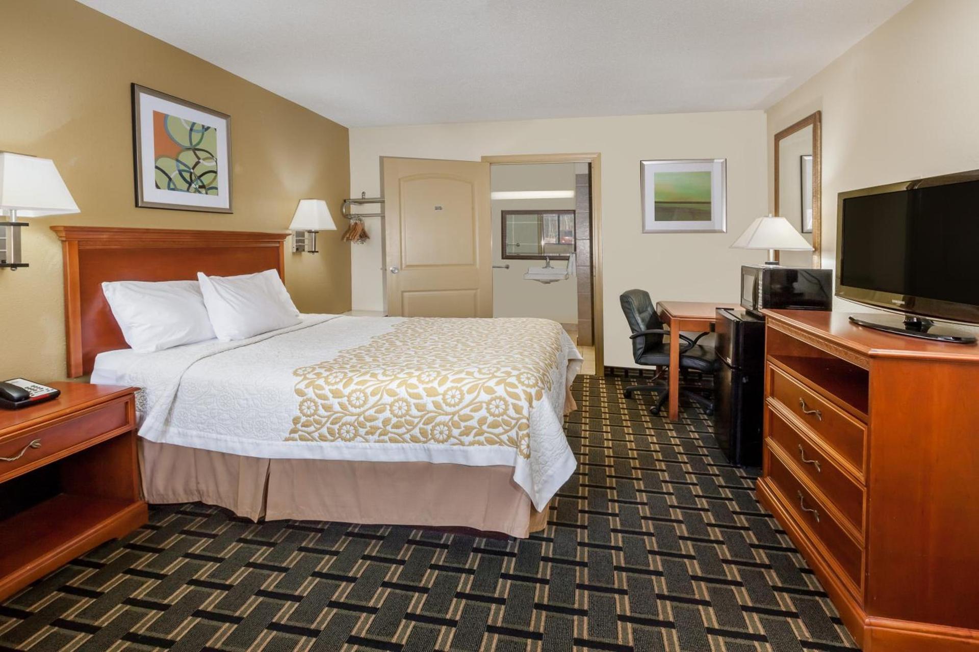 Days Inn by Wyndham Kent - Akron photo 15