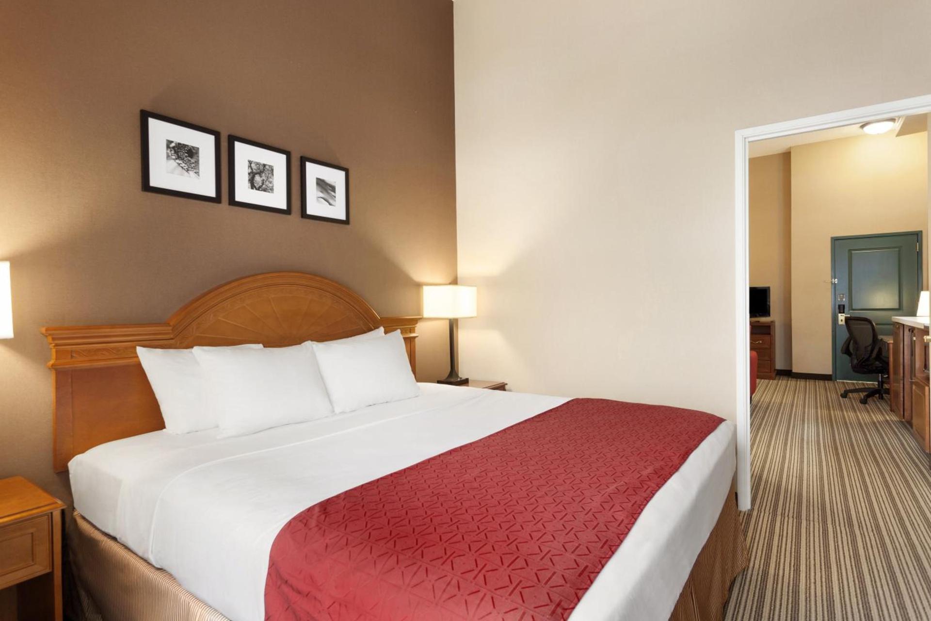 Country Inn & Suites by Radisson, Bel Air-Aberdeen, MD photo 26