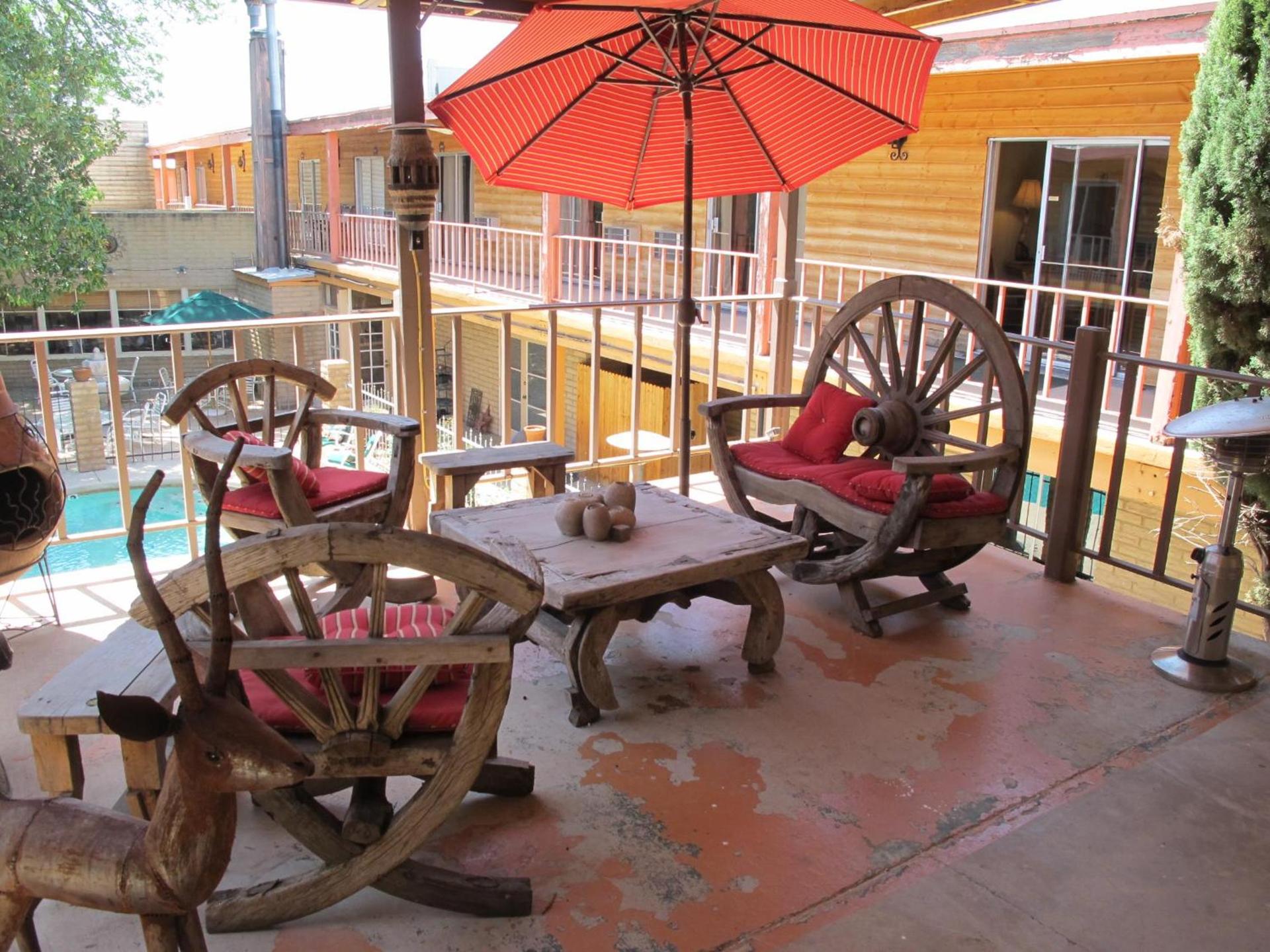 Stage Stop Inn photo 12