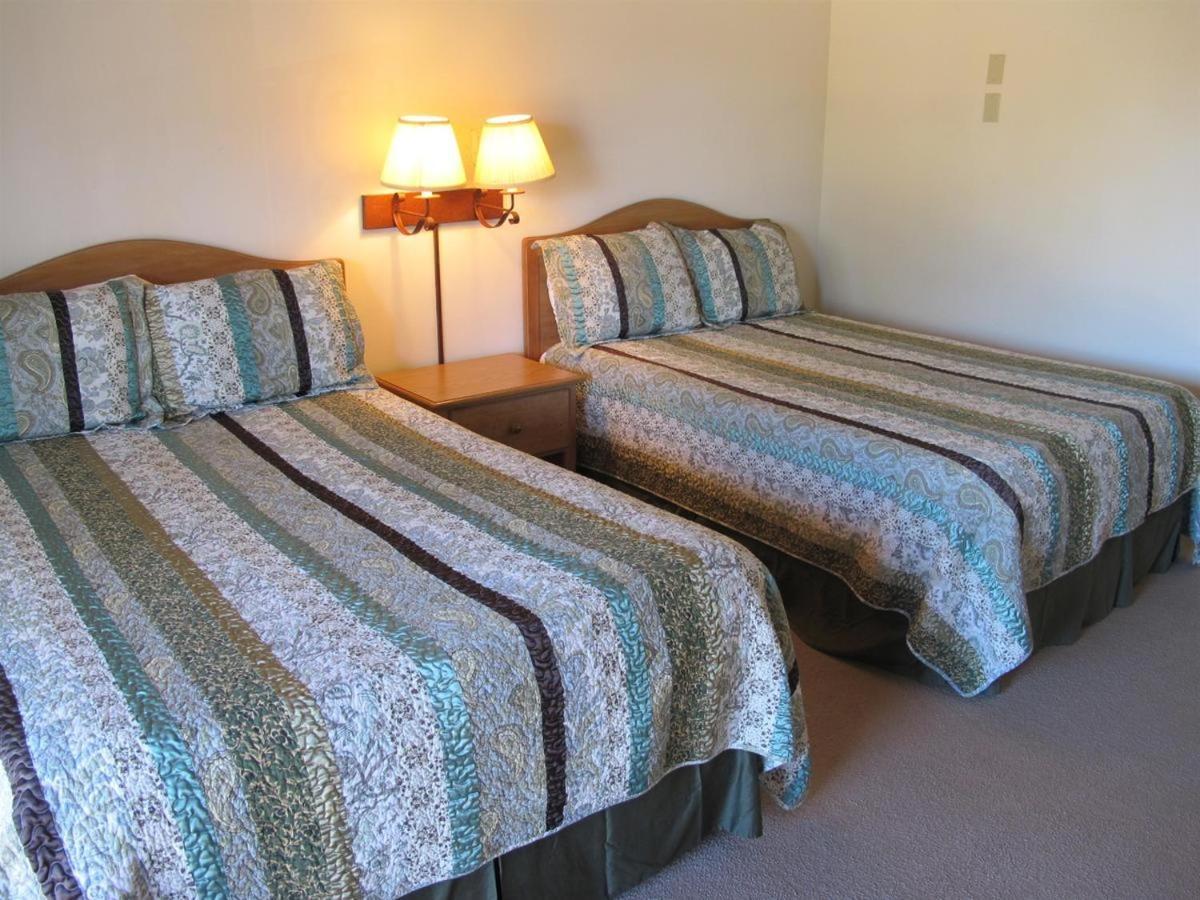 Stage Stop Inn photo 40
