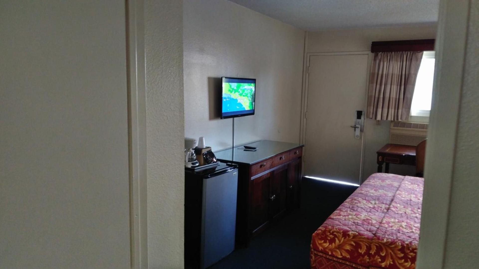 Valley Hotel photo 50
