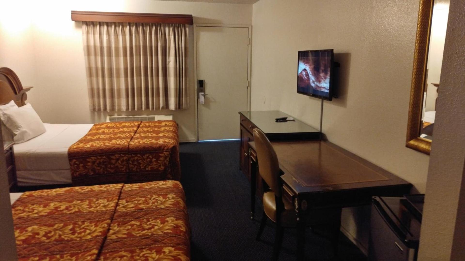 Valley Hotel photo 47
