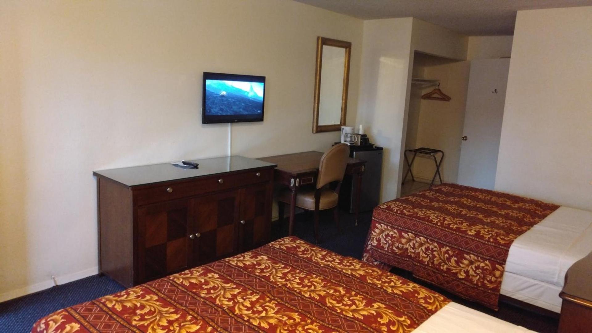 Valley Hotel photo 48