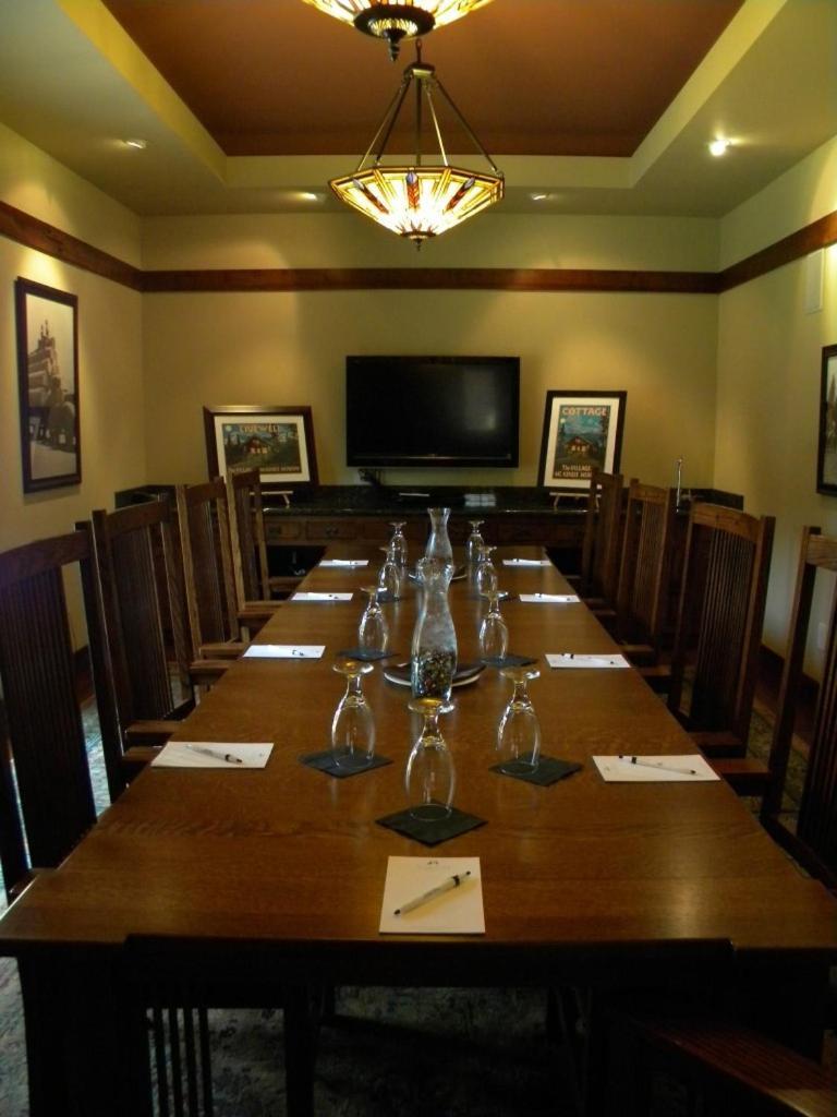 FivePine Lodge photo 98