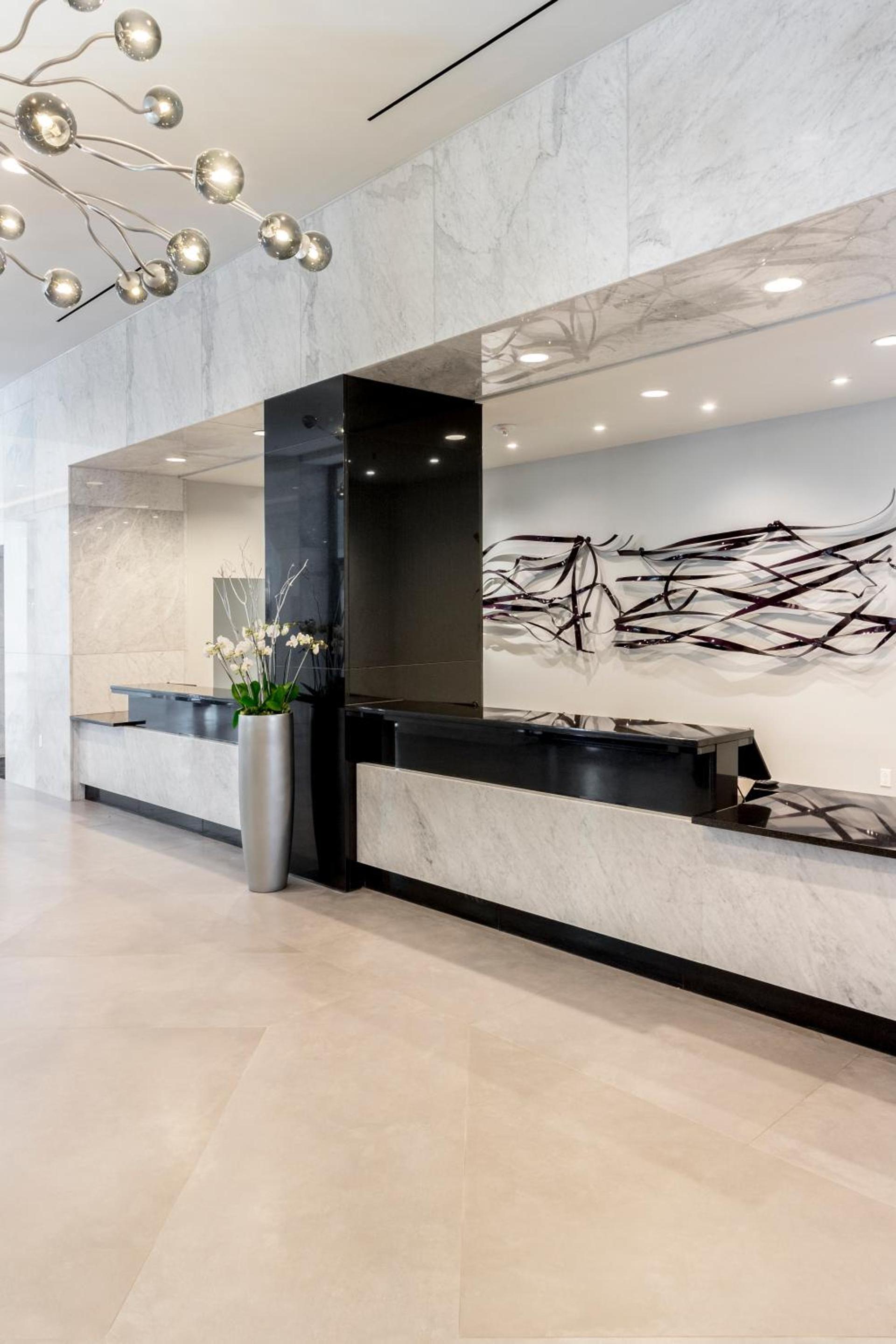 The Jung Hotel and Residences photo 24