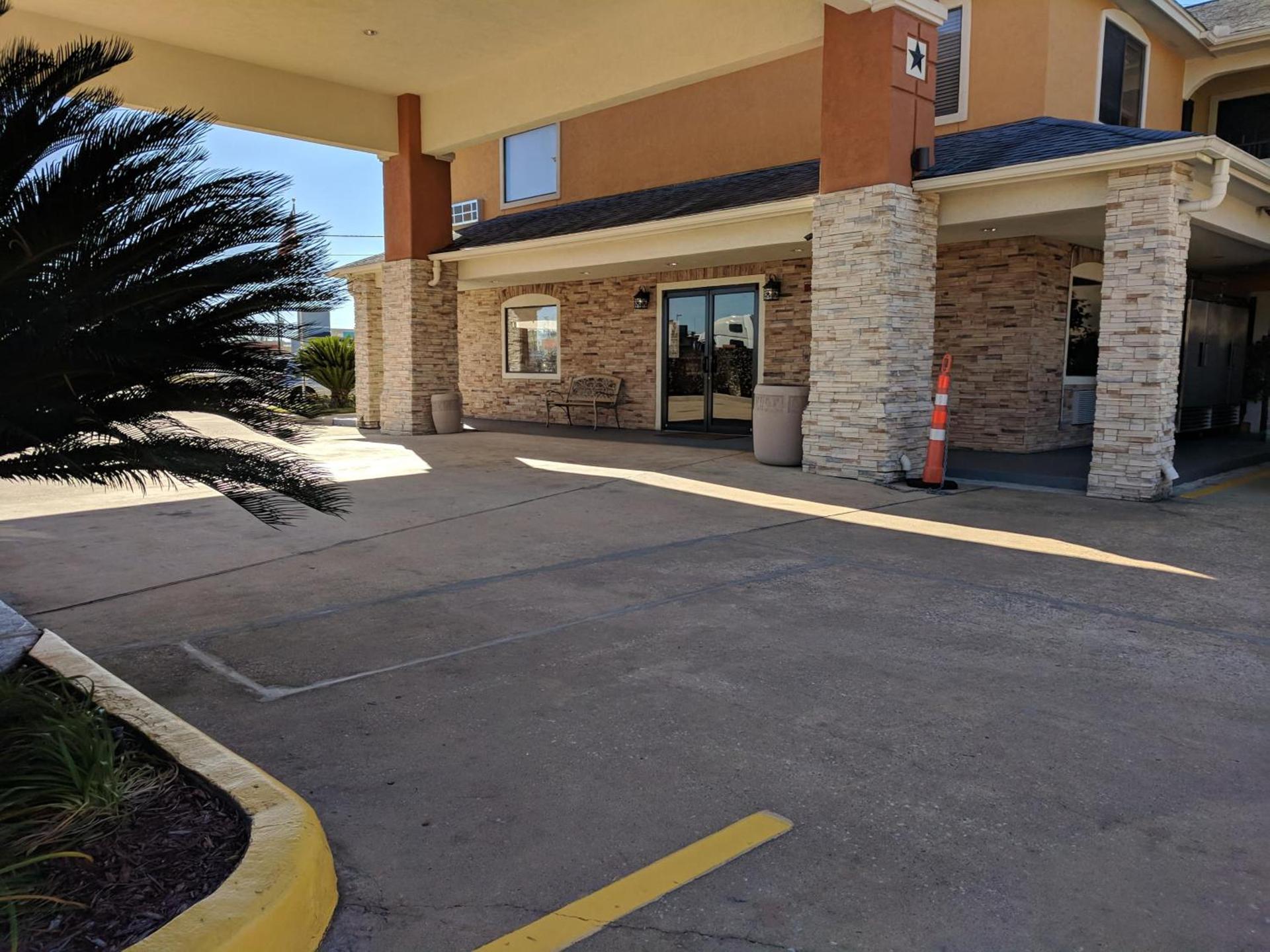 Super 8 by Wyndham Houston/Willowbrook Hwy 249 photo 19