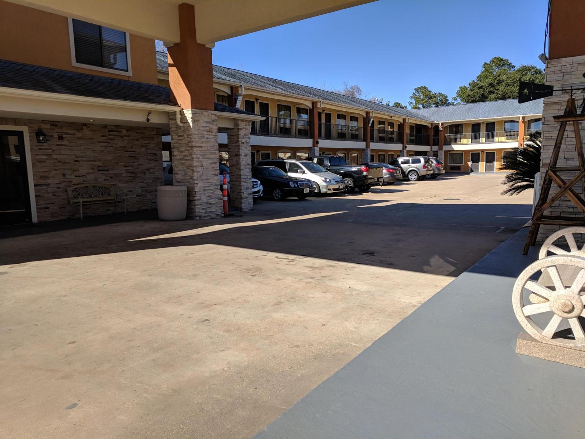 Super 8 by Wyndham Houston/Willowbrook Hwy 249 photo 20