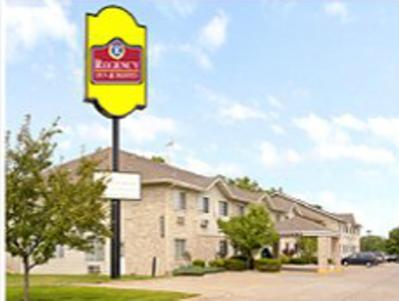 Regency Inn & Suites photo 1