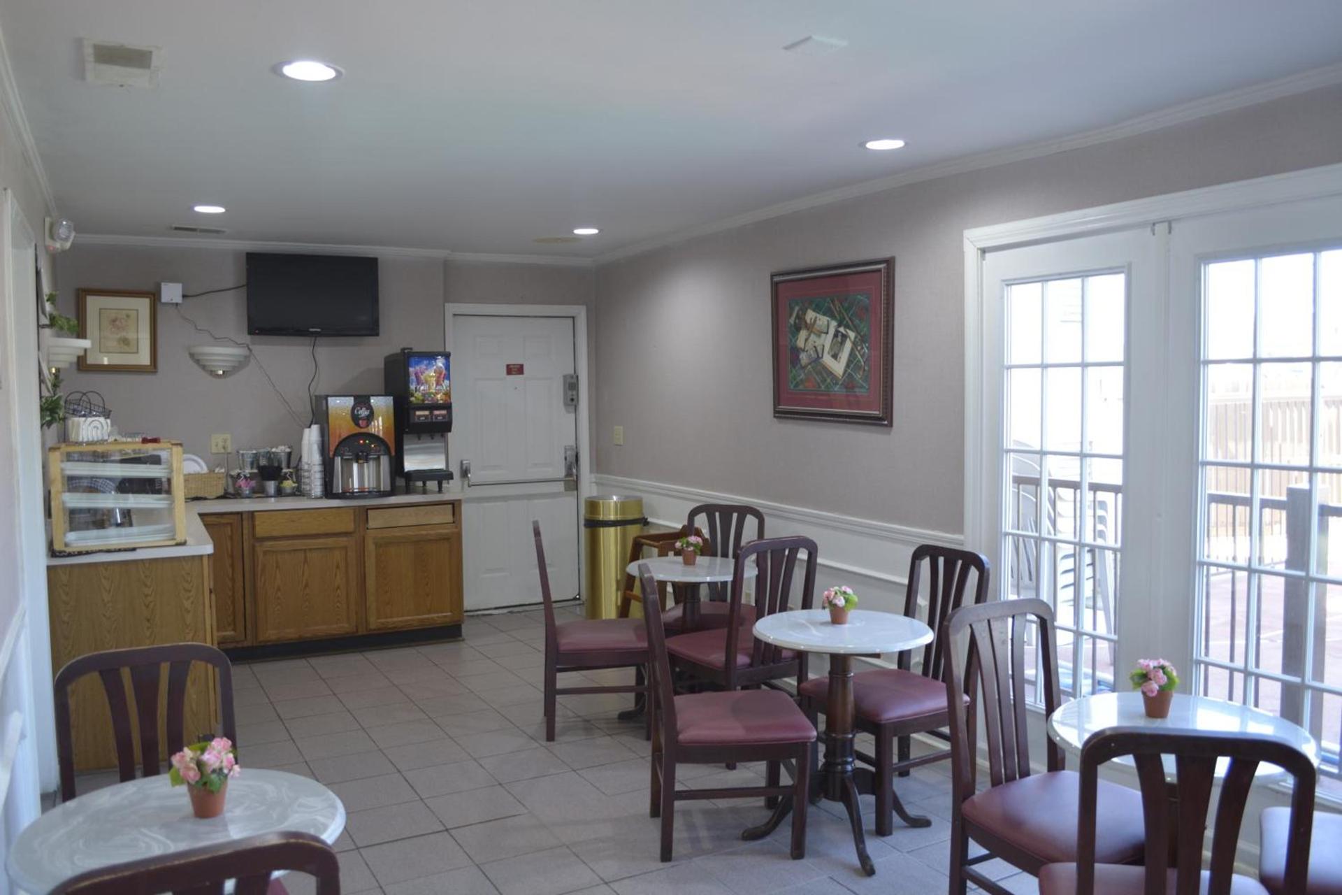 Jameson Inn Winder photo 2