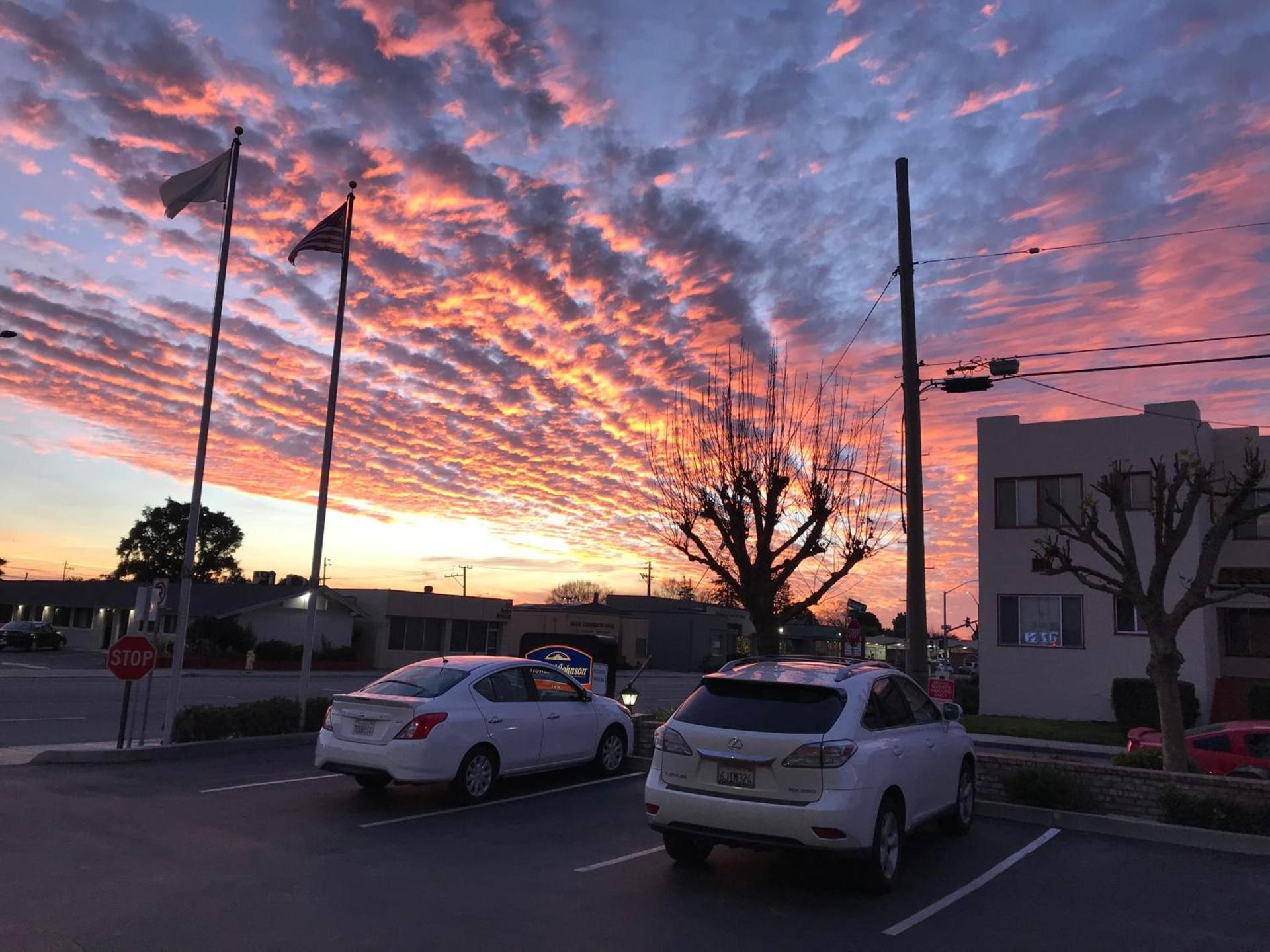 Howard Johnson by Wyndham Salinas photo 98