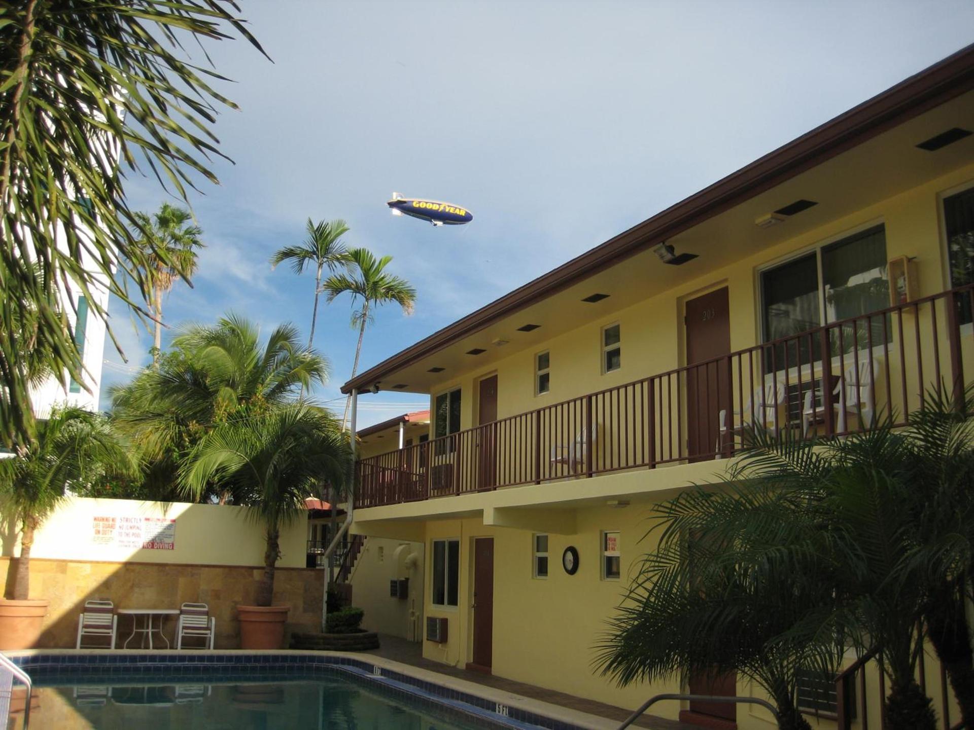 Surf Side Resort photo 32
