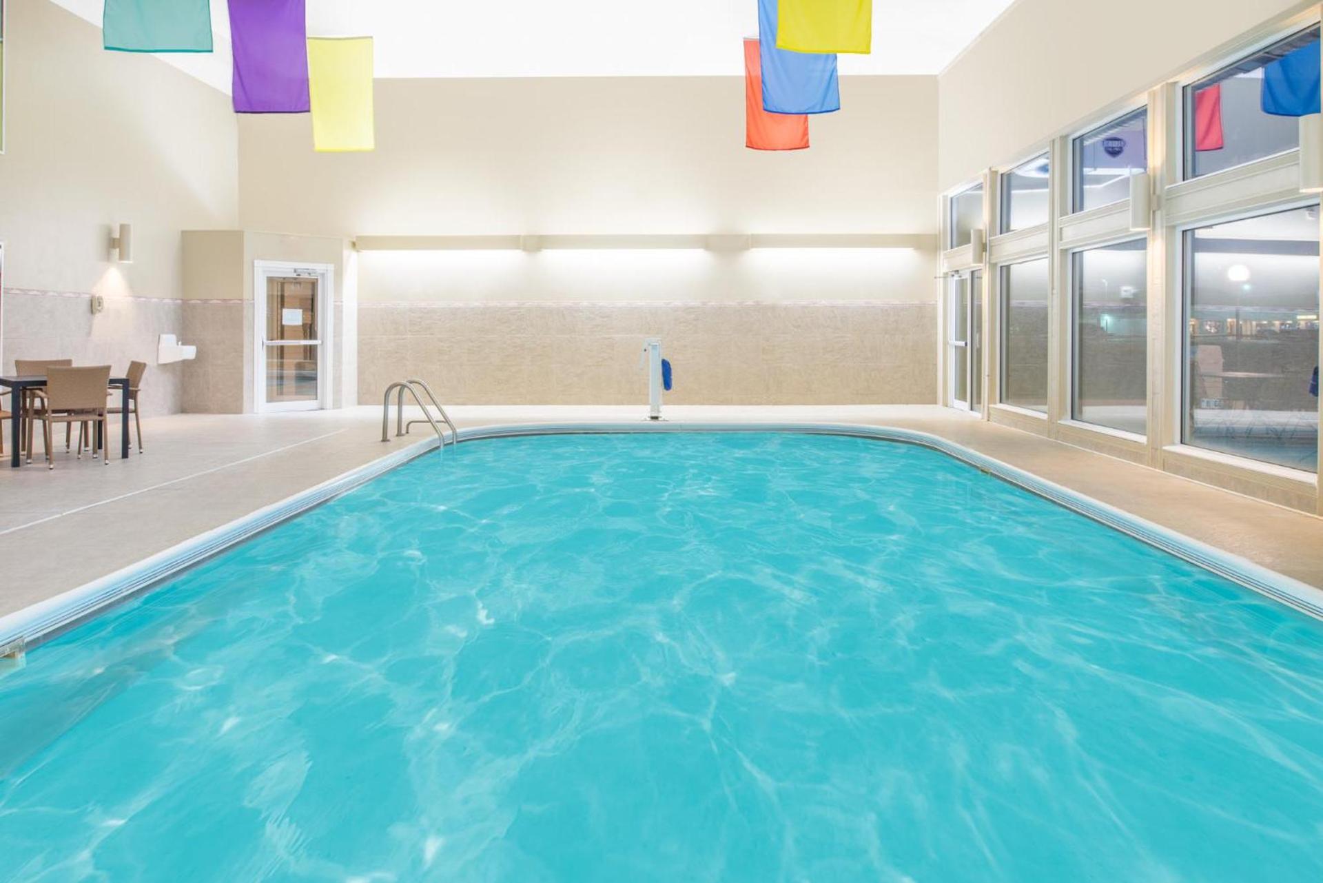 Ramada by Wyndham Springfield North photo 27