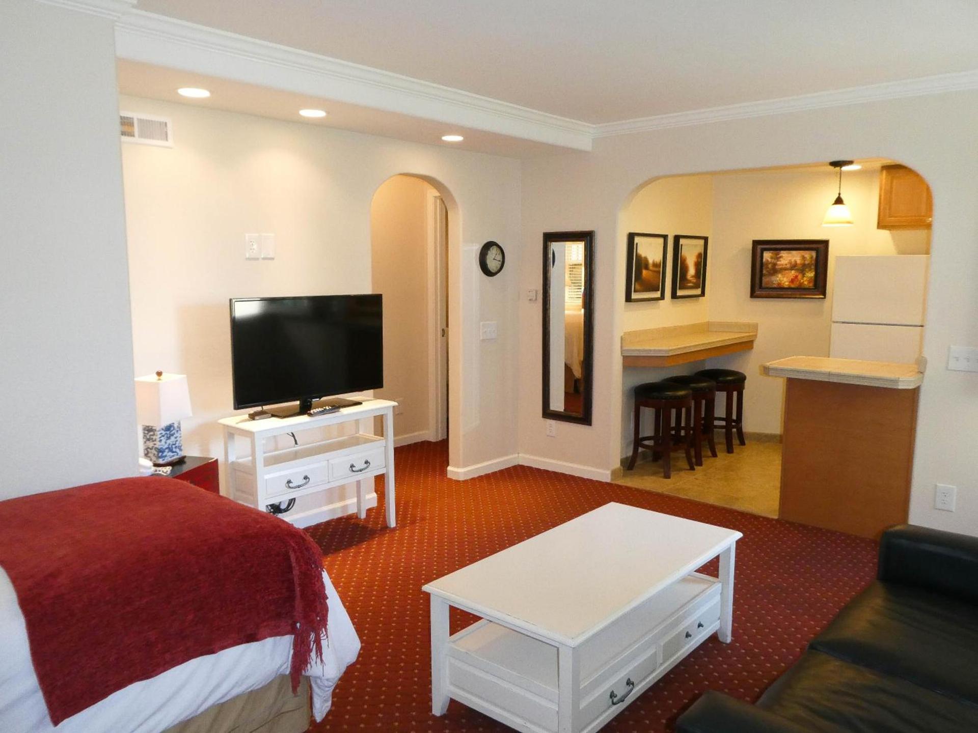 Briarwood Inn photo 44