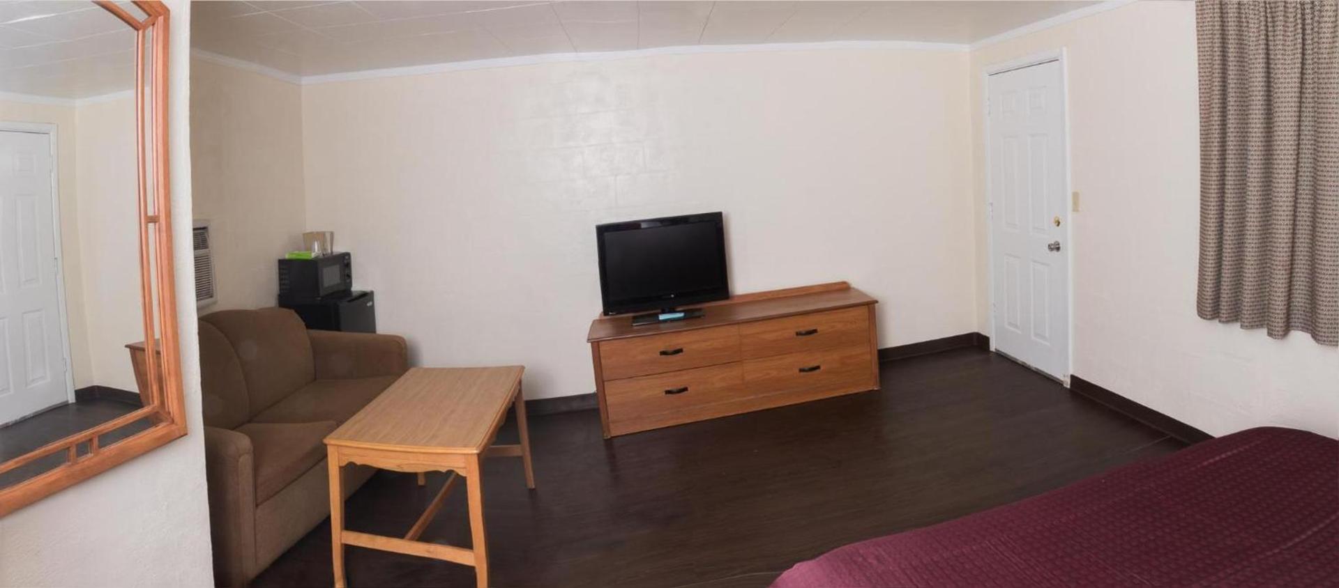 Budget Inn photo 23