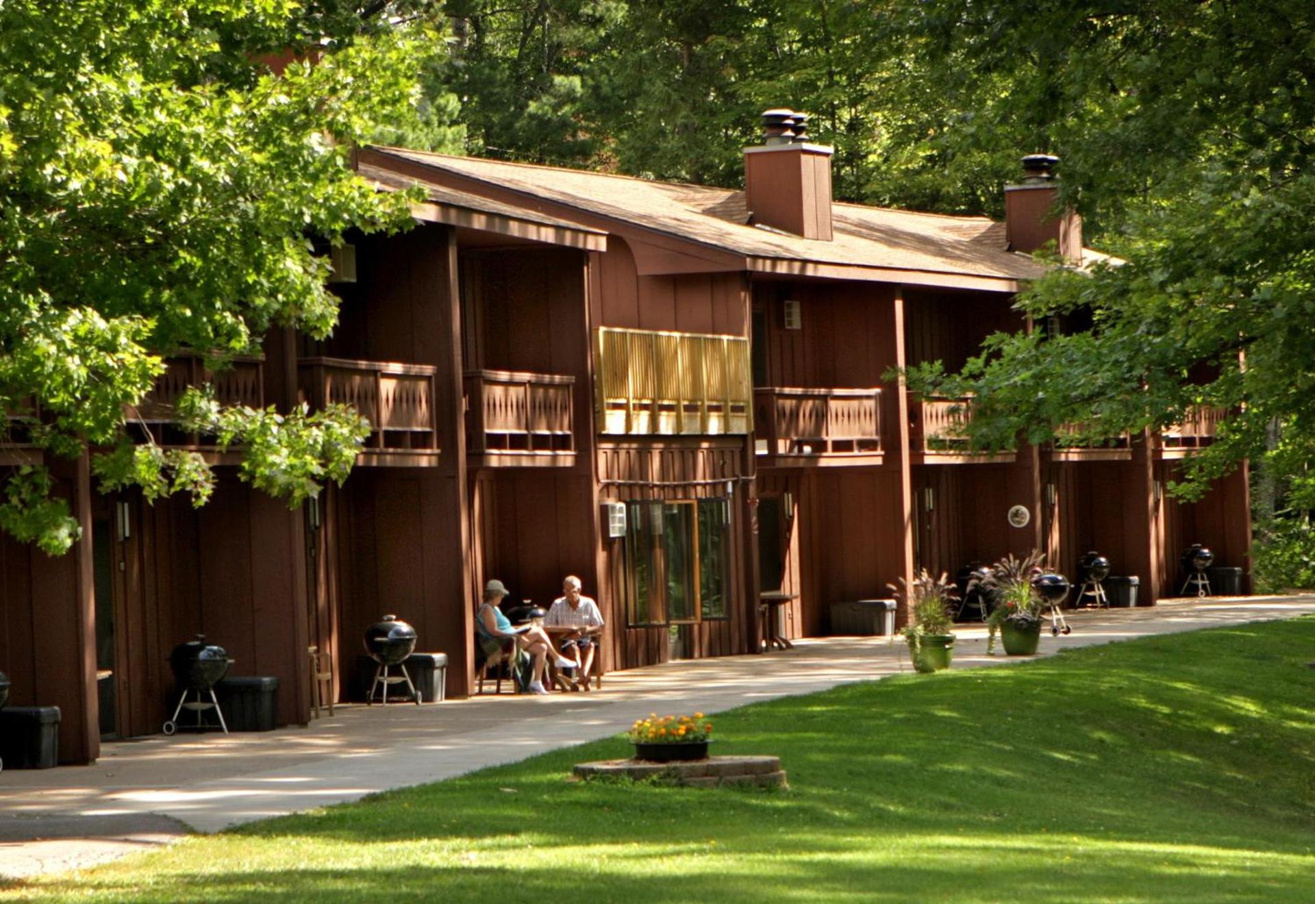 Lake Forest Resort photo 5