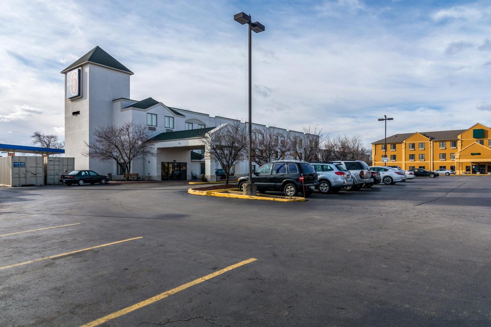 Motel 6-Harvey, IL photo 32